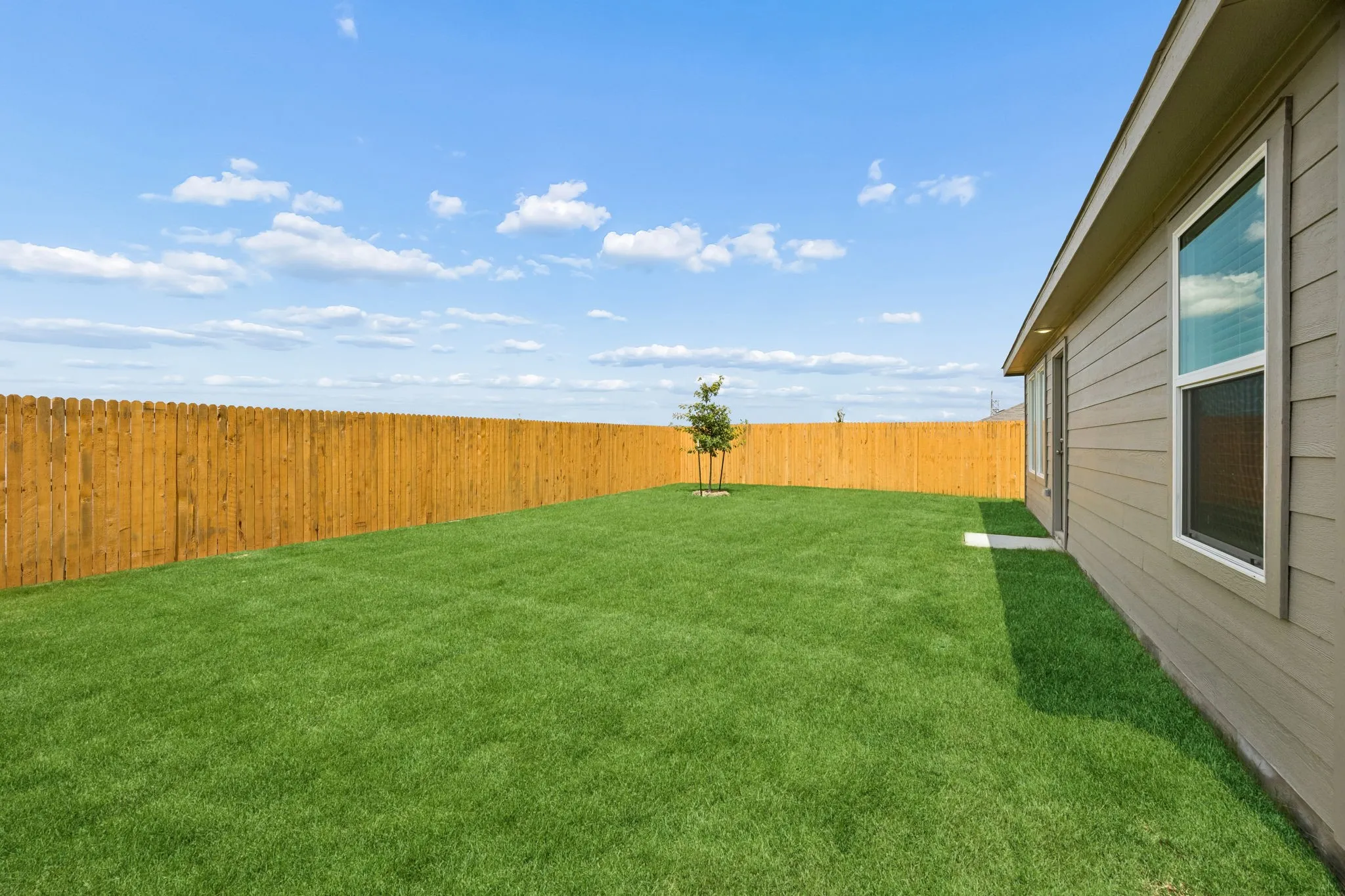 Single Family Residence For Rent in Tarrant County , 3112 lynmar Lane, Fort Worth, Texas 76179, 3 Bedrooms, 2 Bathrooms, 2 Garage spaces, 1,402 Sqft, built in 2026, Price $1,900, mls#21318035, Real Estate Agent in Fort Worth, Homes For Rent in Tarrant county, Homes For Rent in Fort Worth, Realtor in Fort Worth Texas, Real Estate Brokerage Independent Realty Texas, Luminita Cordes Realtor