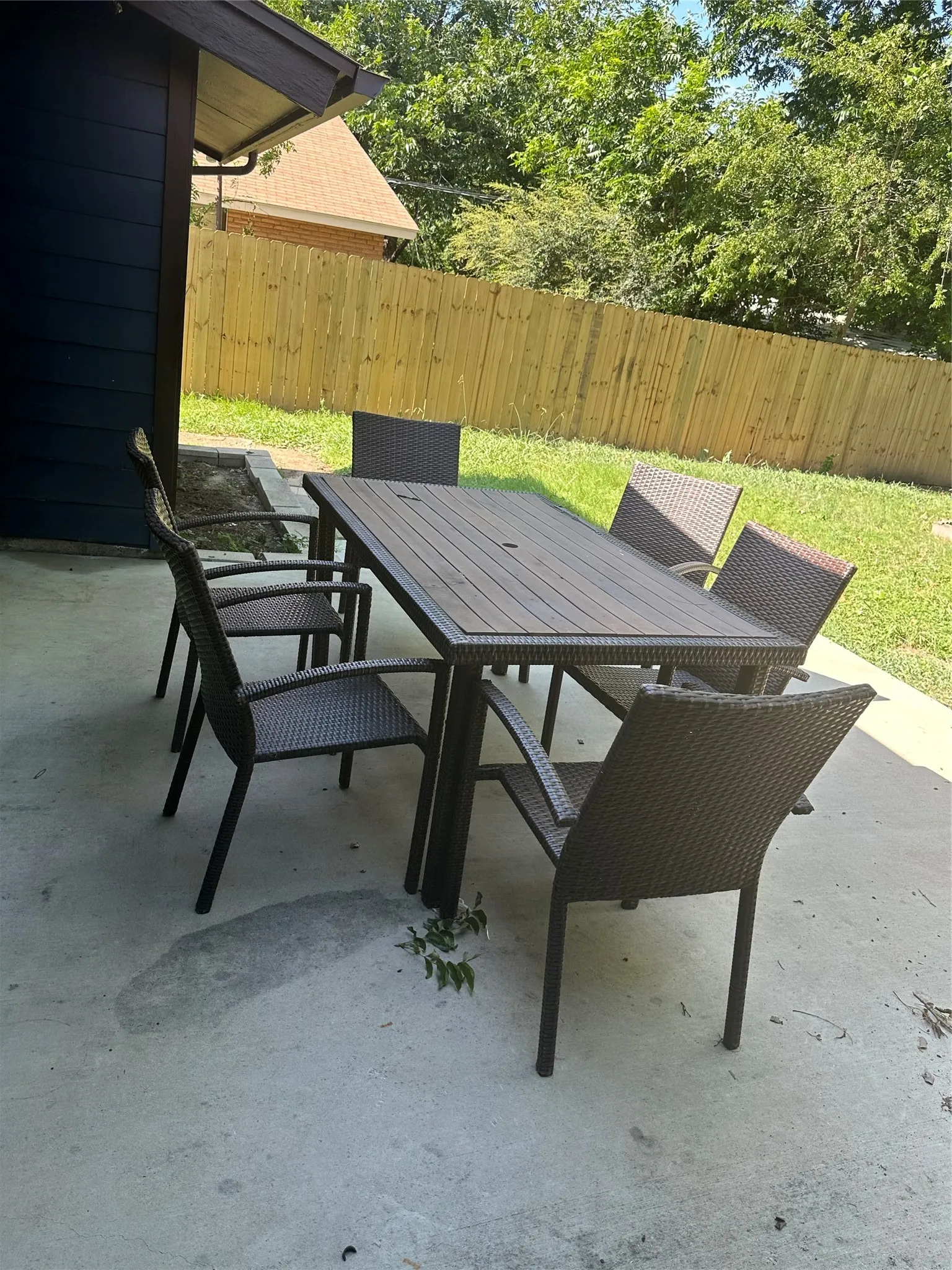 Single Family Residence For Rent in Dallas County , 3508 Foxcroft Street, Irving, Texas 75062, 4 Bedroom, 2 Bathroom, 2 Garage spaces, 1,534 Sqft, built in 1959, mls#21319491, Real Estate Agent in Irving, Homes For Rent in Dallas county, Homes For Rent in Irving, Realtor in Irving Texas, Real Estate Brokerage Independent Realty Texas, Luminita Cordes Realtor