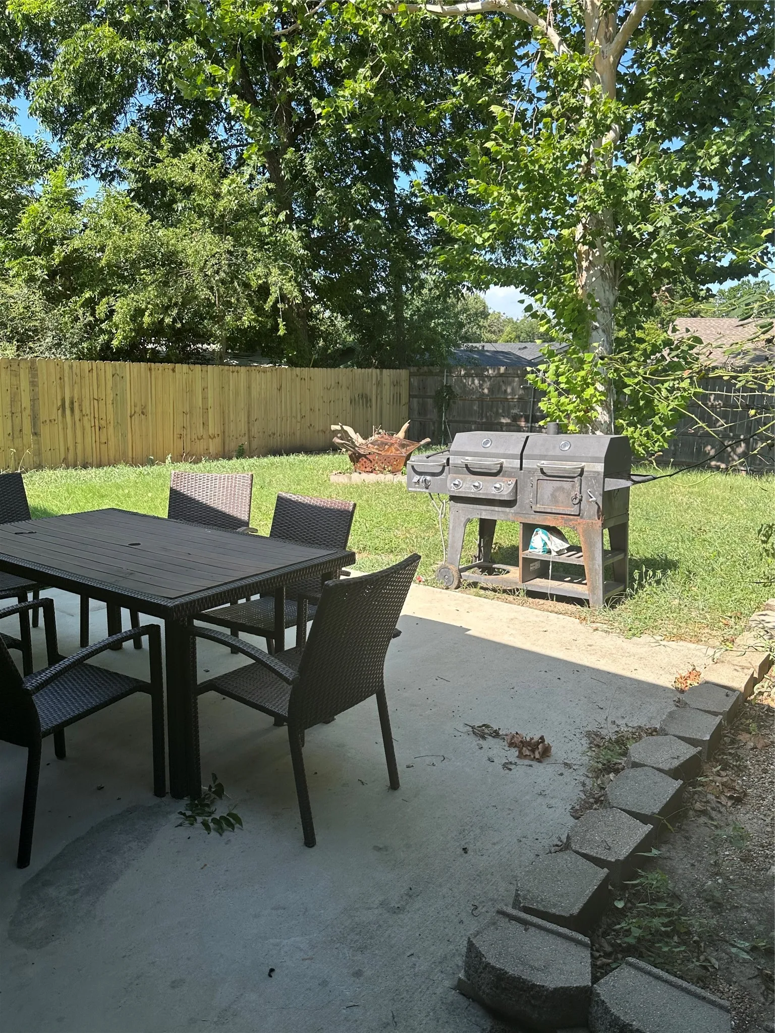 Single Family Residence For Rent in Dallas County , 3508 Foxcroft Street, Irving, Texas 75062, 4 Bedroom, 2 Bathroom, 2 Garage spaces, 1,534 Sqft, built in 1959, mls#21319491, Real Estate Agent in Irving, Homes For Rent in Dallas county, Homes For Rent in Irving, Realtor in Irving Texas, Real Estate Brokerage Independent Realty Texas, Luminita Cordes Realtor
