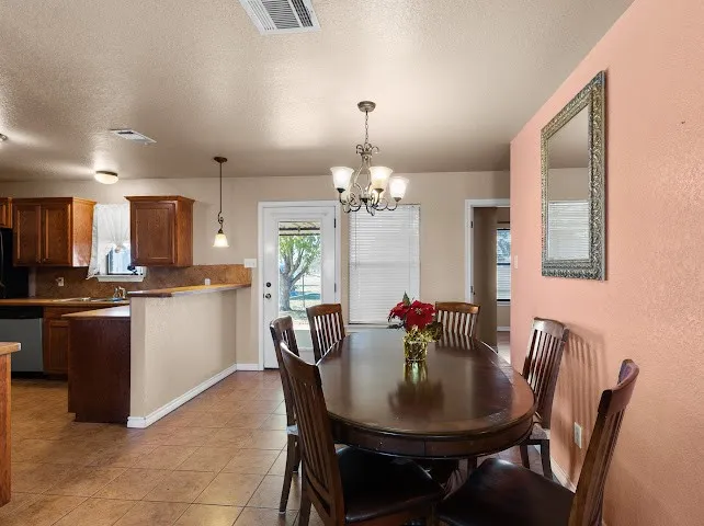 Single Family Residence For Sale in Wise County , 792 County Road 4213, Decatur, Texas 76234, 4 Bedroom, 2 Bathroom, Garage spaces, 1,459 Sqft, built in 2008, mls#21319500, Real Estate Agent in Decatur, Homes For Sale in Wise county, Homes For Sale in Decatur, Realtor in Decatur Texas, Real Estate Brokerage Independent Realty Texas, Luminita Cordes Realtor