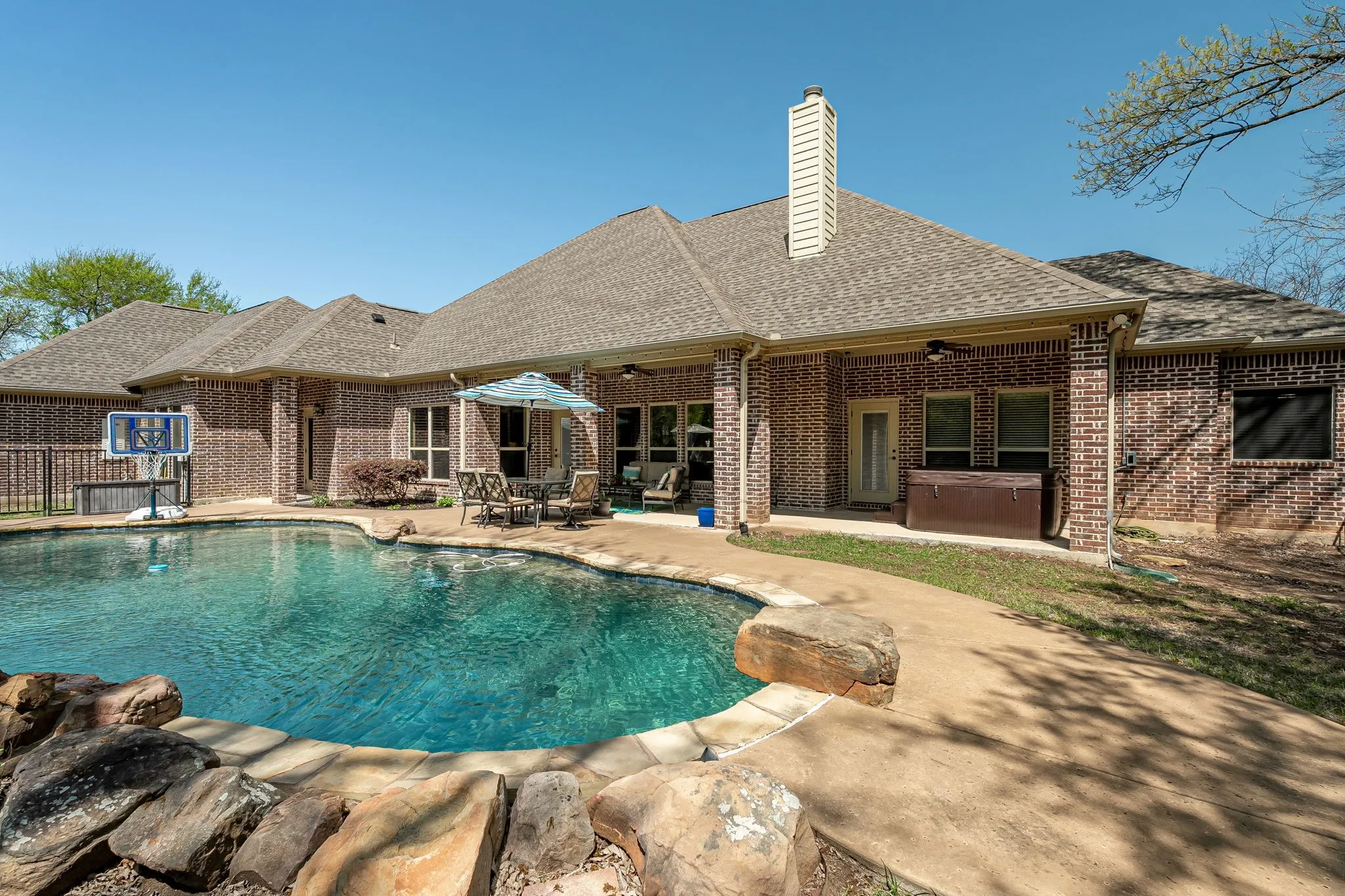 Single Family Residence For Sale in Collin County , 4354 Serenity Trail, Mc Kinney, Texas 75071, 4 Bedroom, 3 Bathroom, 3 Garage spaces, 3,221 Sqft, built in 2011, mls#21310425, Real Estate Agent in Mc Kinney, Homes For Sale in Collin county, Homes For Sale in Mc Kinney, Realtor in Mc Kinney Texas, Real Estate Brokerage Independent Realty Texas, Luminita Cordes Realtor