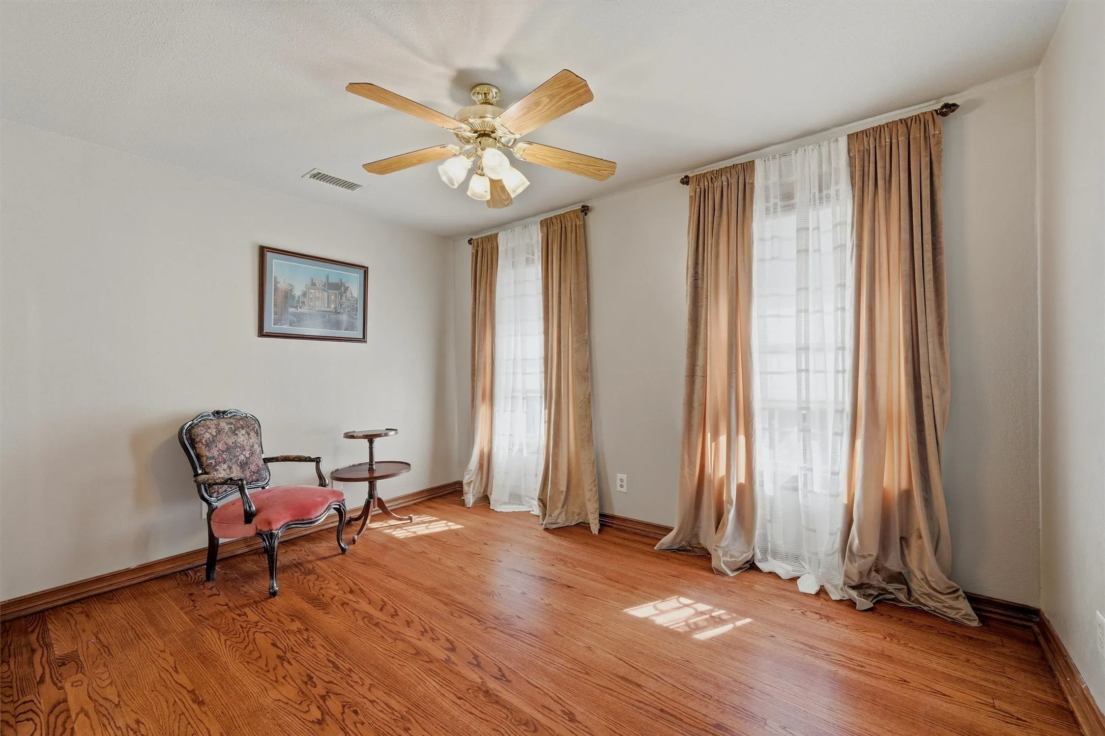 Single Family Residence For Sale in Grayson County , 3260 Bethel Cannon Road, Van Alstyne, Texas 75495, 4 Bedroom, 5 Bathroom, 2 Garage spaces, 3,616 Sqft, built in 1994, mls#21316166, Real Estate Agent in Van Alstyne, Homes For Sale in Grayson county, Homes For Sale in Van Alstyne, Realtor in Van Alstyne Texas, Real Estate Brokerage Independent Realty Texas, Luminita Cordes Realtor