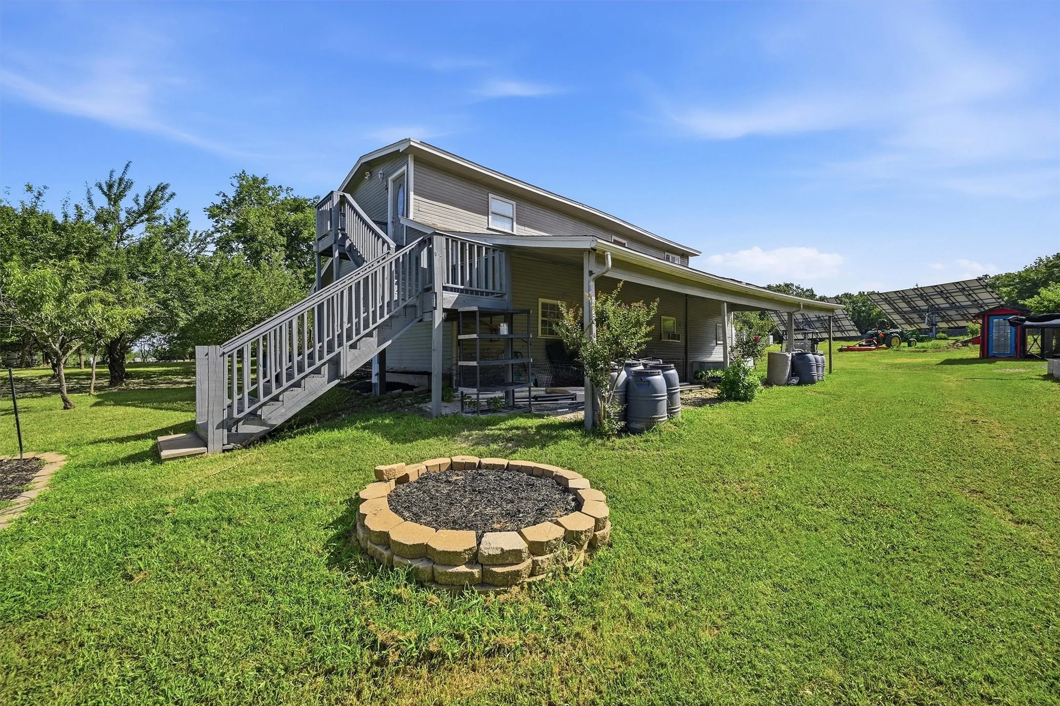Single Family Residence For Sale in Grayson County , 3260 Bethel Cannon Road, Van Alstyne, Texas 75495, 4 Bedroom, 5 Bathroom, 2 Garage spaces, 3,616 Sqft, built in 1994, mls#21316166, Real Estate Agent in Van Alstyne, Homes For Sale in Grayson county, Homes For Sale in Van Alstyne, Realtor in Van Alstyne Texas, Real Estate Brokerage Independent Realty Texas, Luminita Cordes Realtor