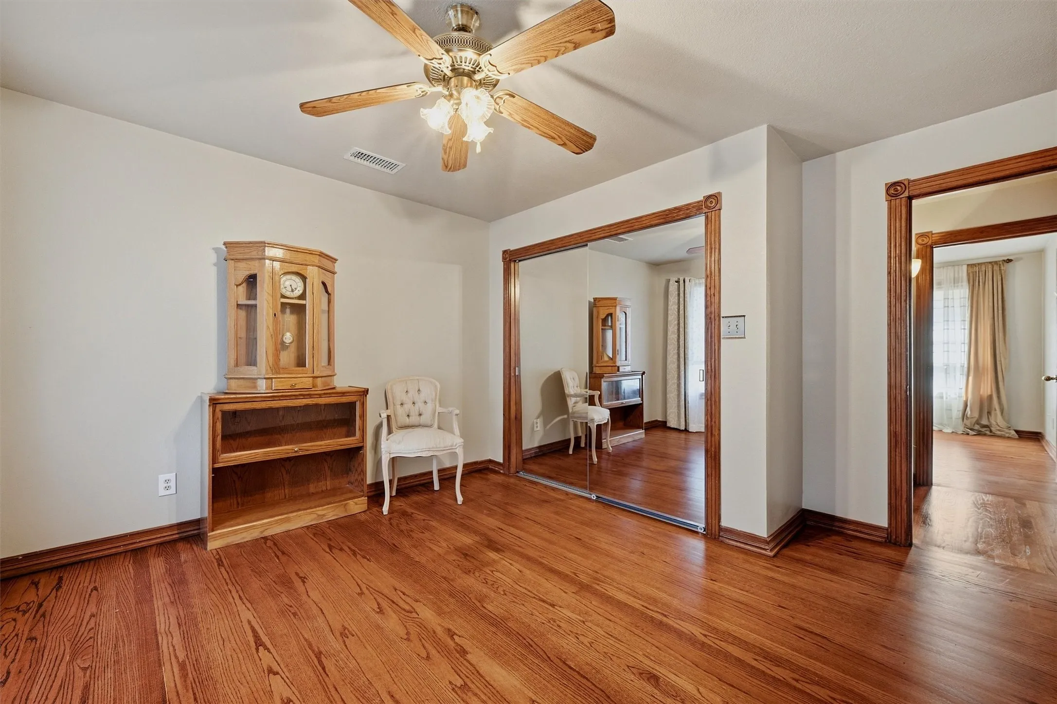 Single Family Residence For Sale in Grayson County , 3260 Bethel Cannon Road, Van Alstyne, Texas 75495, 4 Bedroom, 5 Bathroom, 2 Garage spaces, 3,616 Sqft, built in 1994, mls#21316166, Real Estate Agent in Van Alstyne, Homes For Sale in Grayson county, Homes For Sale in Van Alstyne, Realtor in Van Alstyne Texas, Real Estate Brokerage Independent Realty Texas, Luminita Cordes Realtor