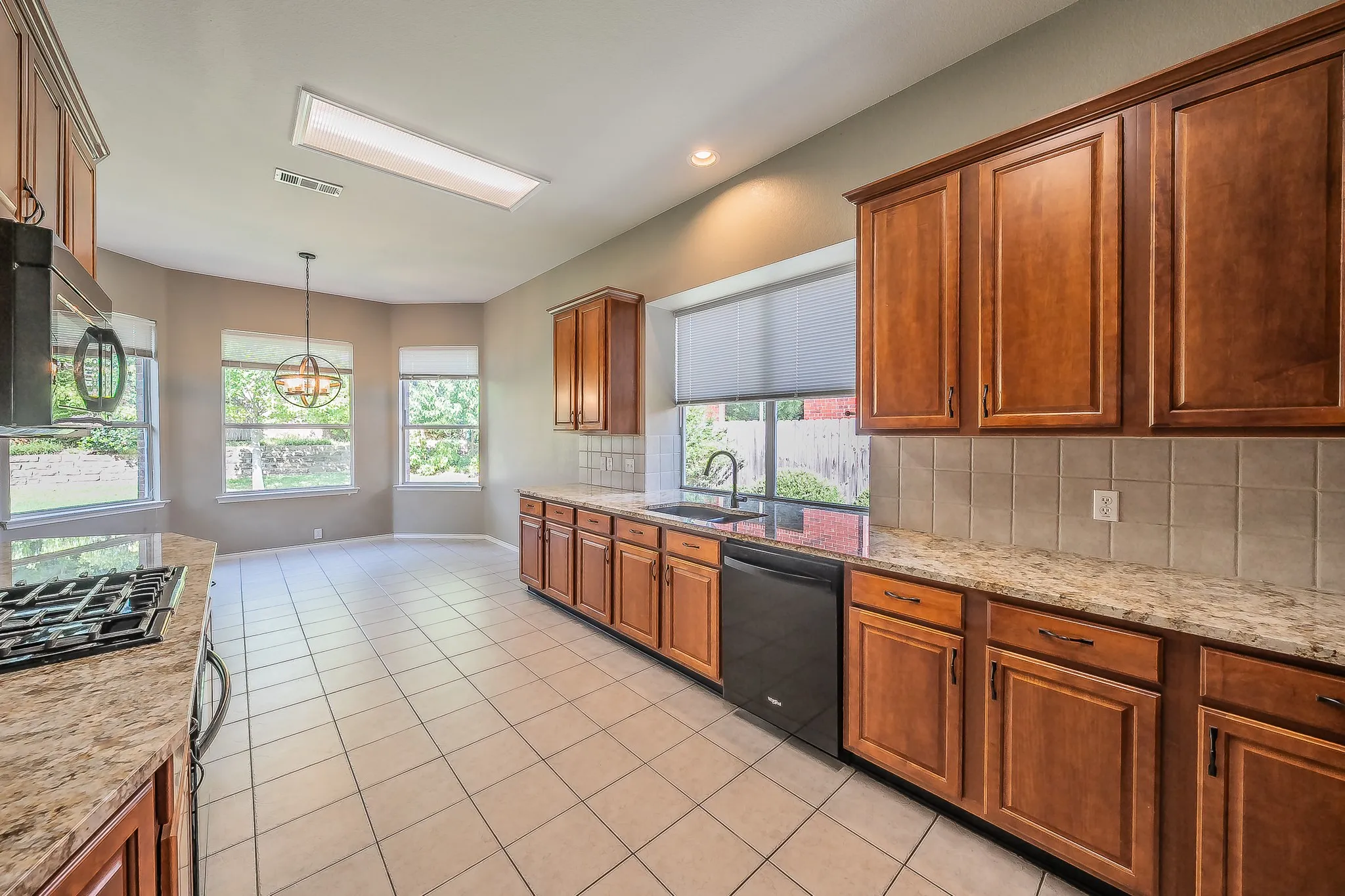 Kitchen/breakfast nook