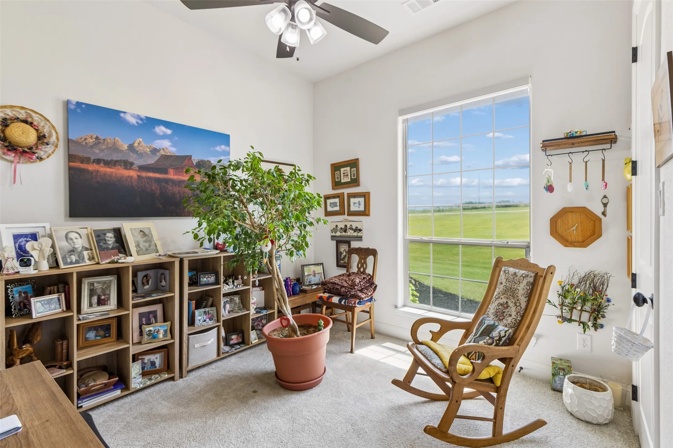 Single Family Residence For Sale in Parker County , 1107 Pioneer Crossing, Weatherford, Texas 76088, 5 Bedroom, 3 Bathroom, 3 Garage spaces, 2,563 Sqft, built in 2021, mls#21313929, Real Estate Agent in Weatherford, Homes For Sale in Parker county, Homes For Sale in Weatherford, Realtor in Weatherford Texas, Real Estate Brokerage Independent Realty Texas, Luminita Cordes Realtor