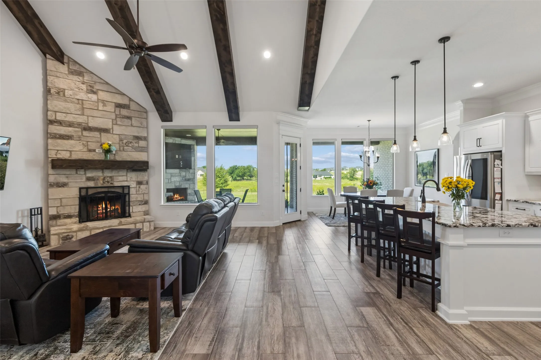 Single Family Residence For Sale in Parker County , 1107 Pioneer Crossing, Weatherford, Texas 76088, 5 Bedroom, 3 Bathroom, 3 Garage spaces, 2,563 Sqft, built in 2021, mls#21313929, Real Estate Agent in Weatherford, Homes For Sale in Parker county, Homes For Sale in Weatherford, Realtor in Weatherford Texas, Real Estate Brokerage Independent Realty Texas, Luminita Cordes Realtor