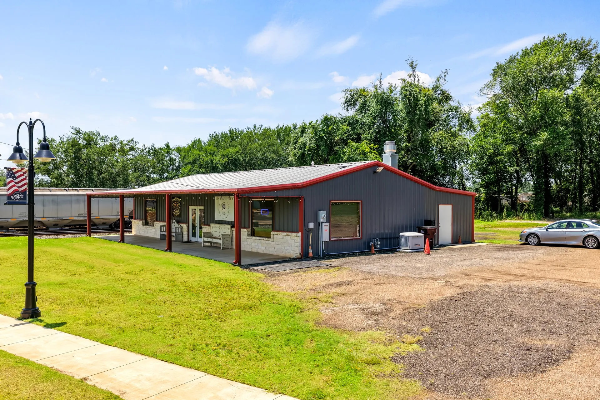 Retail For Sale in Camp County , 220 Quitman Street, Pittsburg, Texas 75686, 0, 0, Garage spaces, 0 Sqft, built in 2022, mls#21319522, Real Estate Agent in Pittsburg, Homes For Sale in Camp county, Homes For Sale in Pittsburg, Realtor in Pittsburg Texas, Real Estate Brokerage Independent Realty Texas, Luminita Cordes Realtor