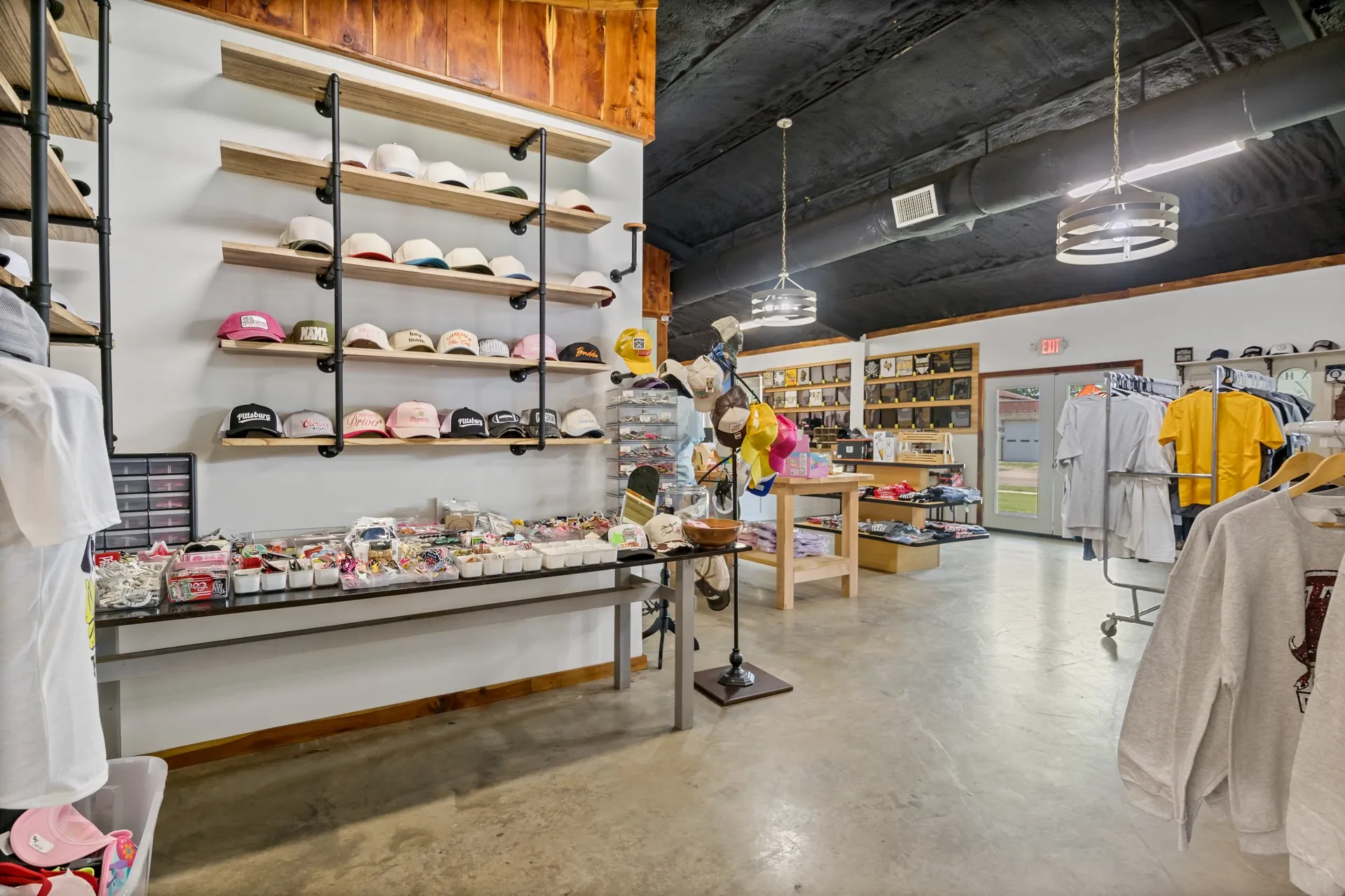 Retail For Sale in Camp County , 220 Quitman Street, Pittsburg, Texas 75686, 0, 0, Garage spaces, 0 Sqft, built in 2022, mls#21319522, Real Estate Agent in Pittsburg, Homes For Sale in Camp county, Homes For Sale in Pittsburg, Realtor in Pittsburg Texas, Real Estate Brokerage Independent Realty Texas, Luminita Cordes Realtor