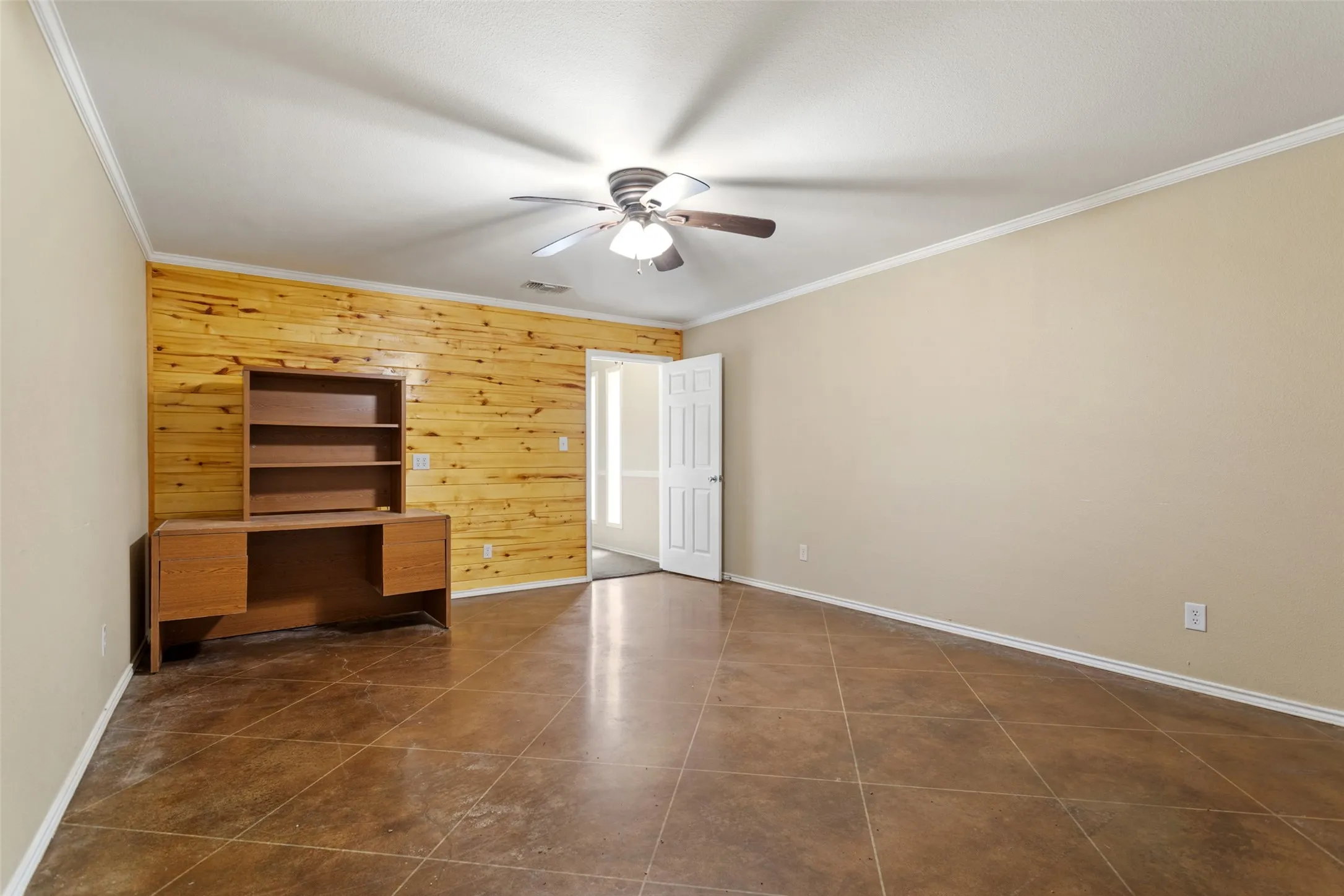 Farm For Sale in Titus County , 672 County Road 4960, Pittsburg, Texas 75686, 3 Bedroom, 2 Bathroom, Garage spaces, 4,800 Sqft, built in 2013, mls#21319548, Real Estate Agent in Pittsburg, Homes For Sale in Titus county, Homes For Sale in Pittsburg, Realtor in Pittsburg Texas, Real Estate Brokerage Independent Realty Texas, Luminita Cordes Realtor