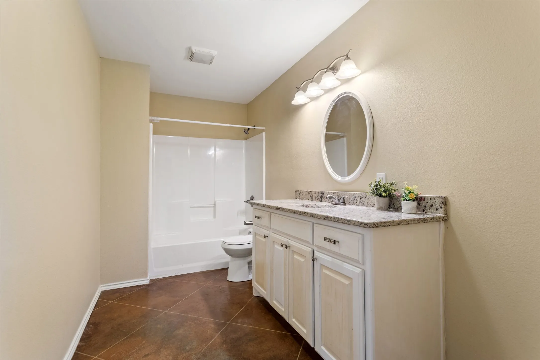 Farm For Sale in Titus County , 672 County Road 4960, Pittsburg, Texas 75686, 3 Bedroom, 2 Bathroom, Garage spaces, 4,800 Sqft, built in 2013, mls#21319548, Real Estate Agent in Pittsburg, Homes For Sale in Titus county, Homes For Sale in Pittsburg, Realtor in Pittsburg Texas, Real Estate Brokerage Independent Realty Texas, Luminita Cordes Realtor