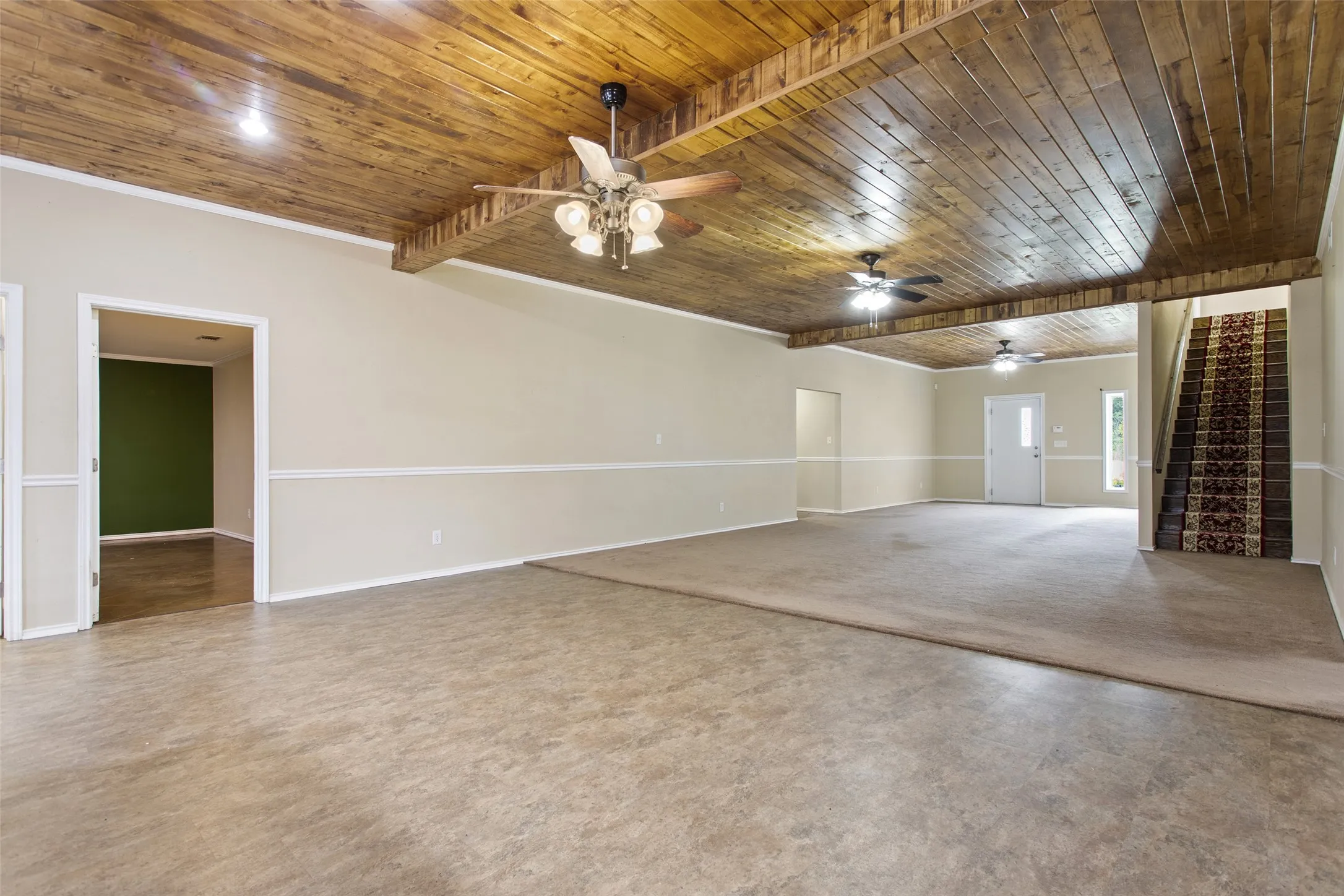 Farm For Sale in Titus County , 672 County Road 4960, Pittsburg, Texas 75686, 3 Bedroom, 2 Bathroom, Garage spaces, 4,800 Sqft, built in 2013, mls#21319548, Real Estate Agent in Pittsburg, Homes For Sale in Titus county, Homes For Sale in Pittsburg, Realtor in Pittsburg Texas, Real Estate Brokerage Independent Realty Texas, Luminita Cordes Realtor
