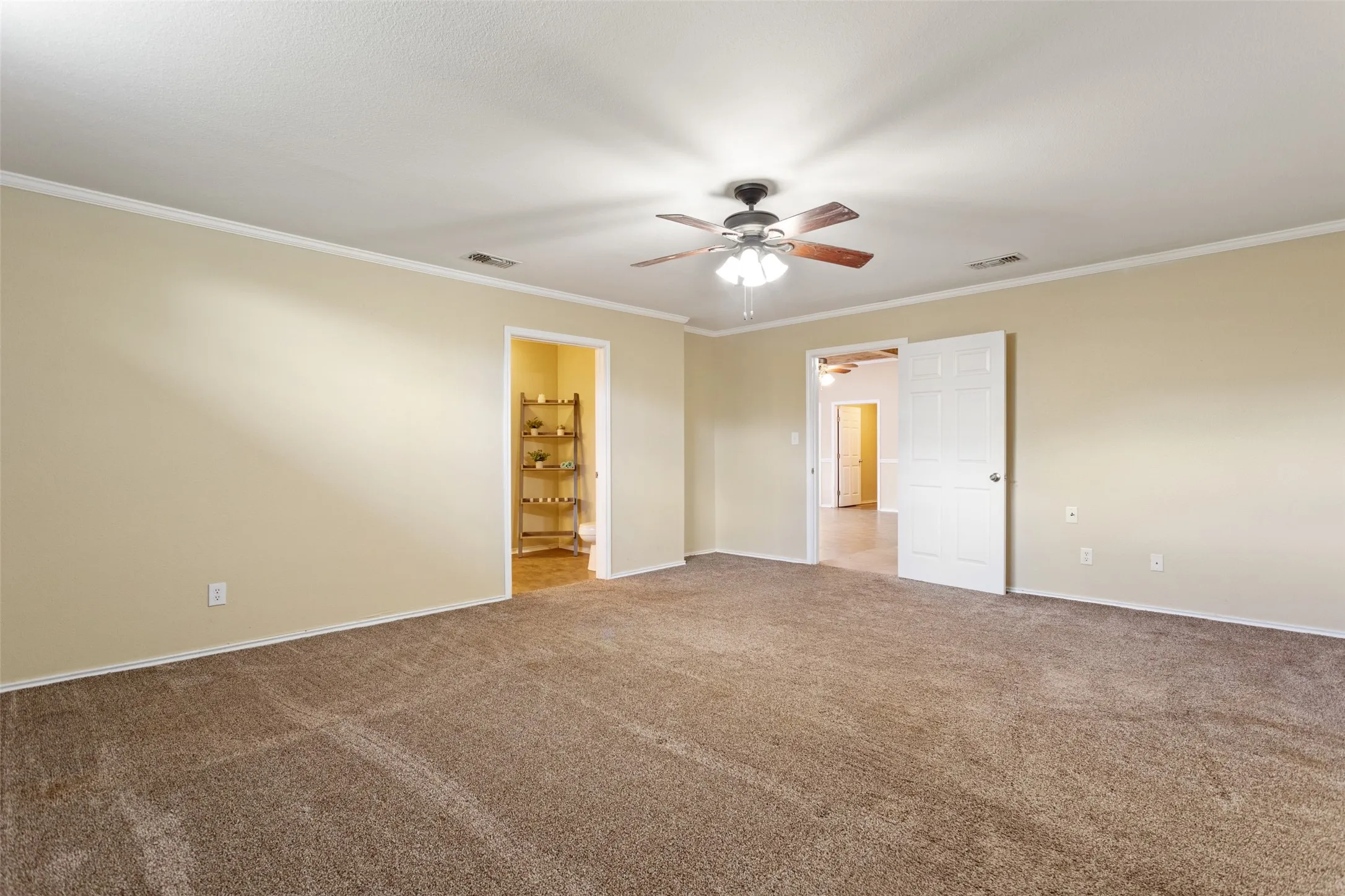 Farm For Sale in Titus County , 672 County Road 4960, Pittsburg, Texas 75686, 3 Bedroom, 2 Bathroom, Garage spaces, 4,800 Sqft, built in 2013, mls#21319548, Real Estate Agent in Pittsburg, Homes For Sale in Titus county, Homes For Sale in Pittsburg, Realtor in Pittsburg Texas, Real Estate Brokerage Independent Realty Texas, Luminita Cordes Realtor