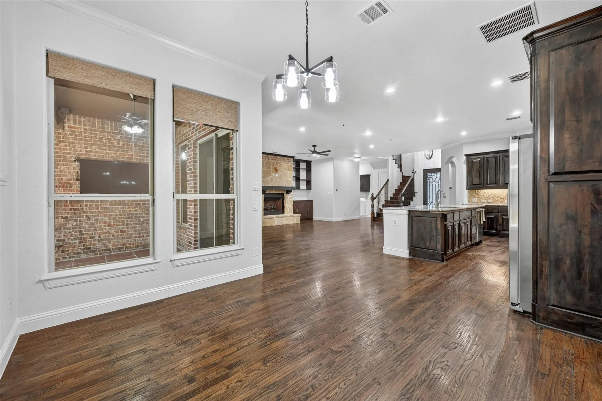 Single Family Residence For Sale in Denton County , 5717 Naples Drive, Flower Mound, Texas 75028, 5 Bedroom, 4 Bathroom, 3 Garage spaces, 4,463 Sqft, built in 2014, mls#21314257, Real Estate Agent in Flower Mound, Homes For Sale in Denton county, Homes For Sale in Flower Mound, Realtor in Flower Mound Texas, Real Estate Brokerage Independent Realty Texas, Luminita Cordes Realtor