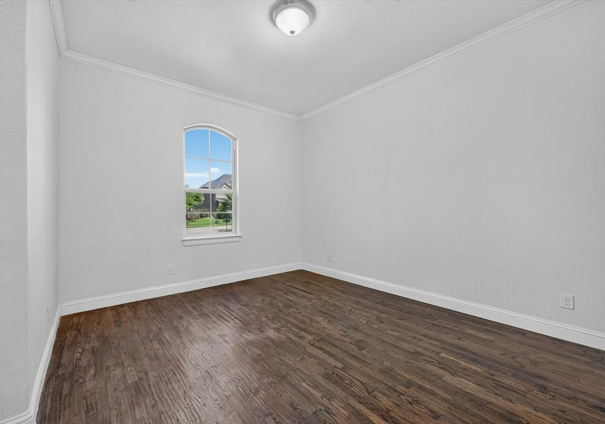 Single Family Residence For Sale in Denton County , 5717 Naples Drive, Flower Mound, Texas 75028, 5 Bedroom, 4 Bathroom, 3 Garage spaces, 4,463 Sqft, built in 2014, mls#21314257, Real Estate Agent in Flower Mound, Homes For Sale in Denton county, Homes For Sale in Flower Mound, Realtor in Flower Mound Texas, Real Estate Brokerage Independent Realty Texas, Luminita Cordes Realtor
