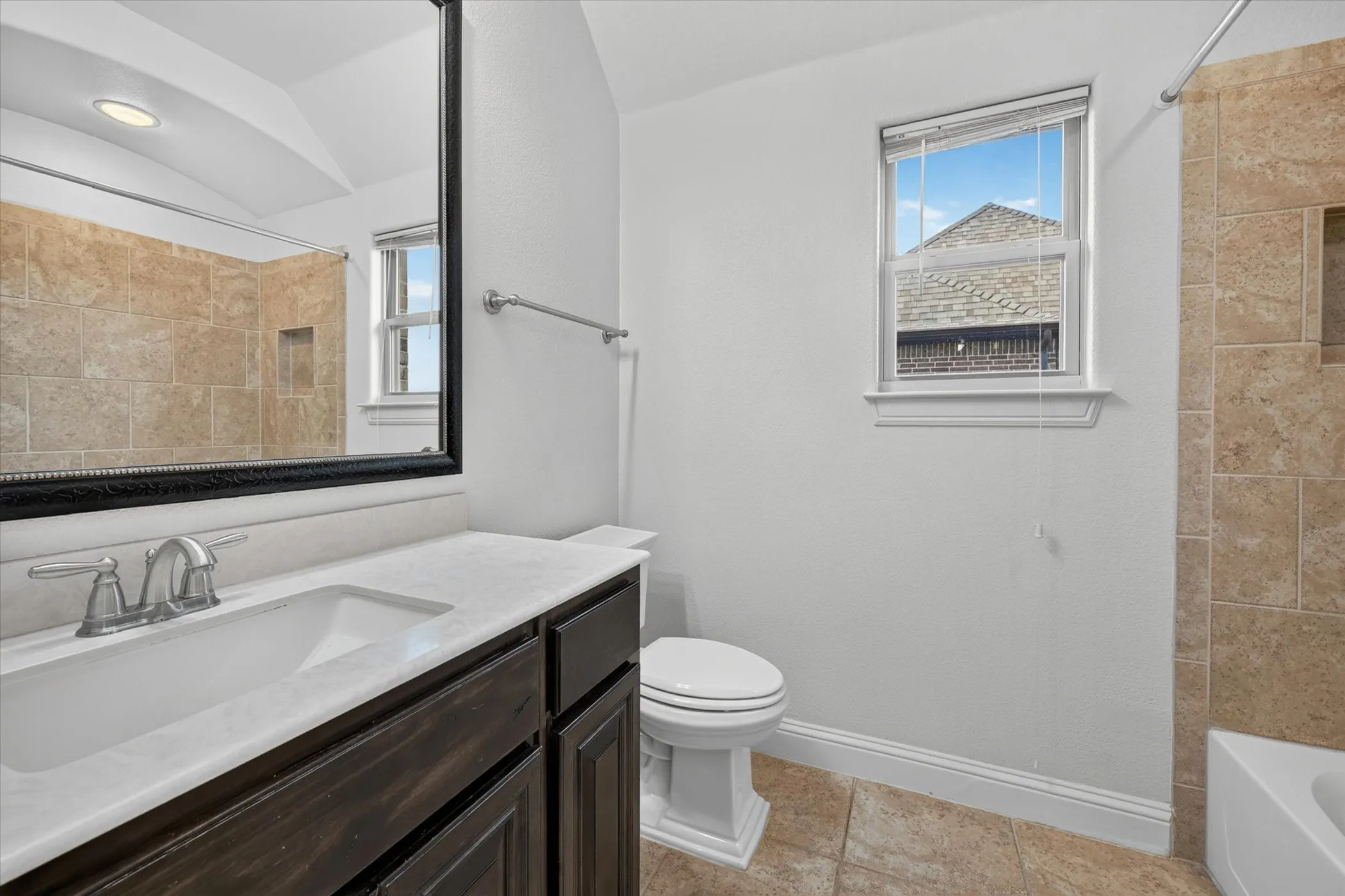 Single Family Residence For Sale in Denton County , 5717 Naples Drive, Flower Mound, Texas 75028, 5 Bedroom, 4 Bathroom, 3 Garage spaces, 4,463 Sqft, built in 2014, mls#21314257, Real Estate Agent in Flower Mound, Homes For Sale in Denton county, Homes For Sale in Flower Mound, Realtor in Flower Mound Texas, Real Estate Brokerage Independent Realty Texas, Luminita Cordes Realtor