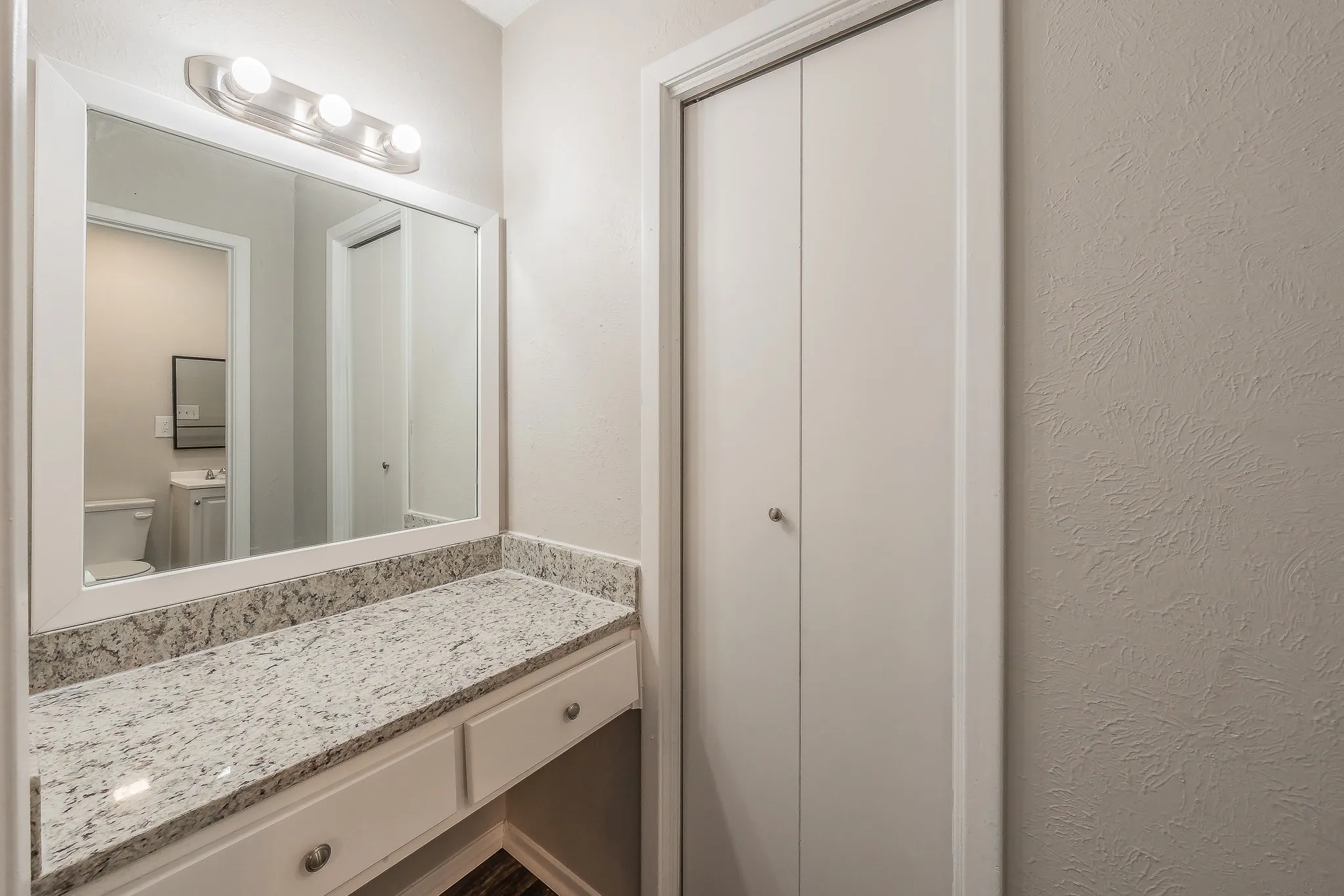 Single Family Residence For Sale in Tarrant County , 717 Blue Ridge Trail, Saginaw, Texas 76179, 3 Bedroom, 2 Bathroom, 2 Garage spaces, 1,398 Sqft, built in 1974, mls#21319558, Real Estate Agent in Saginaw, Homes For Sale in Tarrant county, Homes For Sale in Saginaw, Realtor in Saginaw Texas, Real Estate Brokerage Independent Realty Texas, Luminita Cordes Realtor