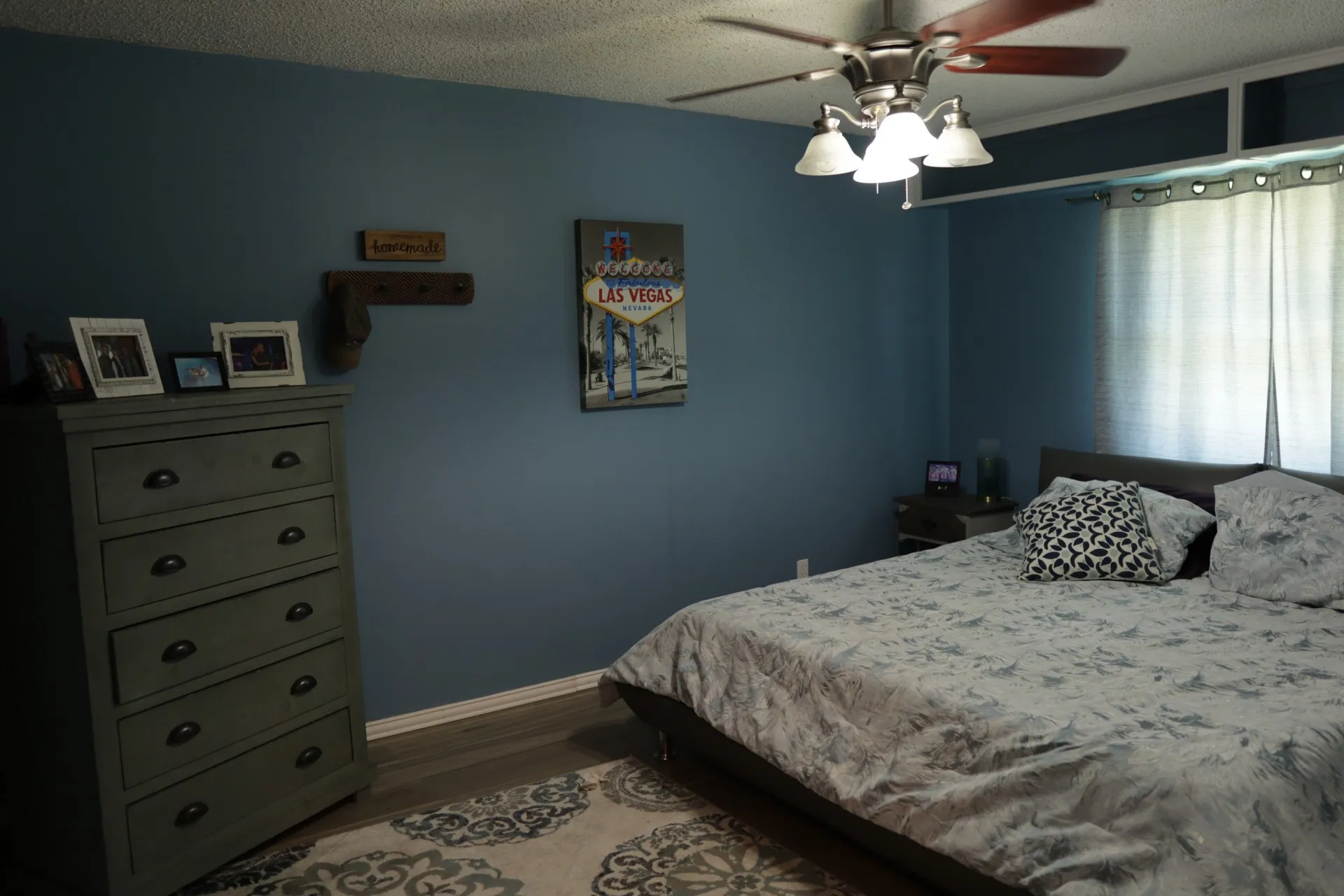 Single Family Residence For Sale in Palo Pinto County , 12 Cliff Drive, Mineral Wells, Texas 76067, 4 Bedroom, 2 Bathroom, 2 Garage spaces, 2,186 Sqft, built in 1974, mls#21318861, Real Estate Agent in Mineral Wells, Homes For Sale in Palo Pinto county, Homes For Sale in Mineral Wells, Realtor in Mineral Wells Texas, Real Estate Brokerage Independent Realty Texas, Luminita Cordes Realtor