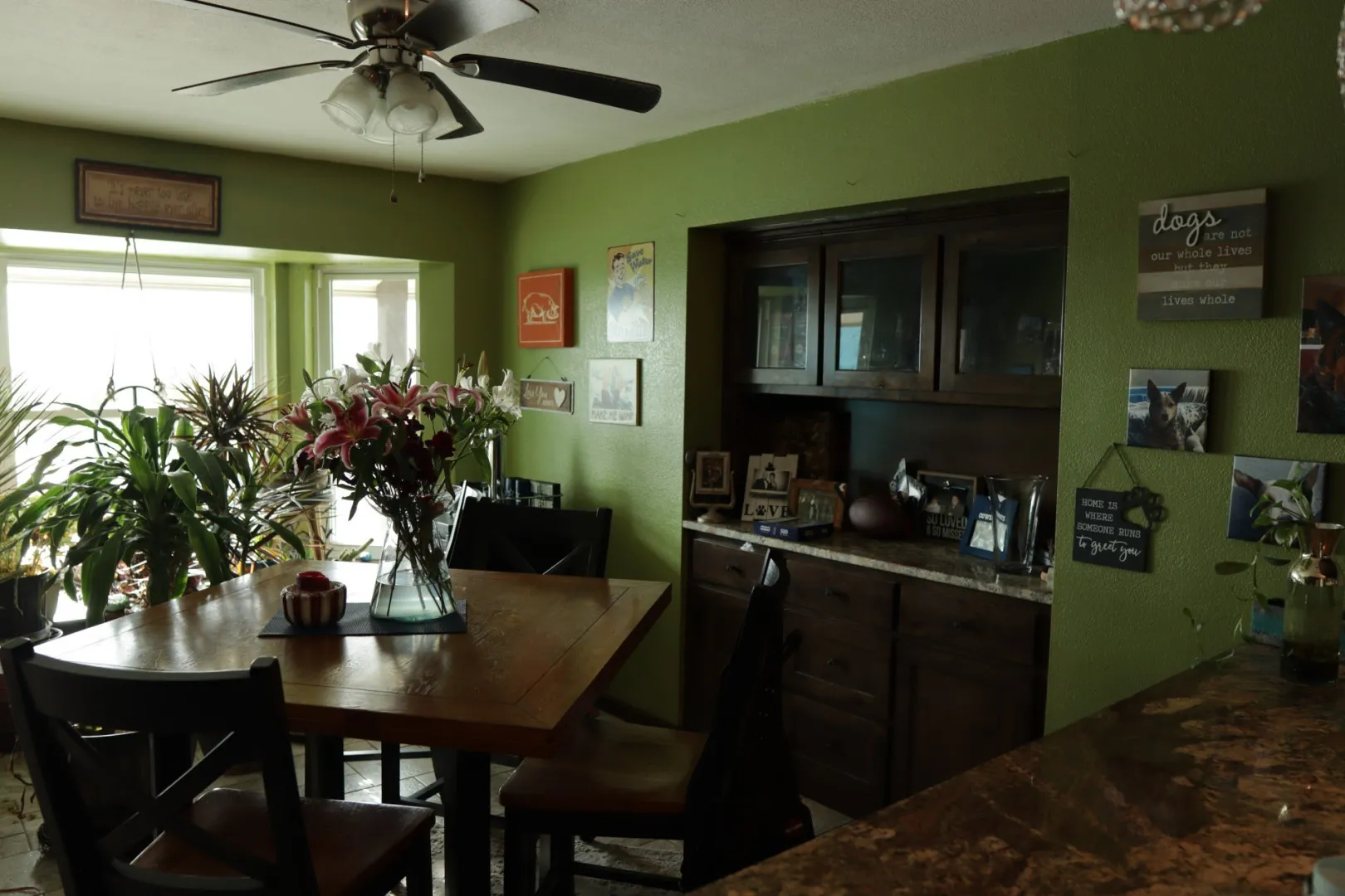 Single Family Residence For Sale in Palo Pinto County , 12 Cliff Drive, Mineral Wells, Texas 76067, 4 Bedroom, 2 Bathroom, 2 Garage spaces, 2,186 Sqft, built in 1974, mls#21318861, Real Estate Agent in Mineral Wells, Homes For Sale in Palo Pinto county, Homes For Sale in Mineral Wells, Realtor in Mineral Wells Texas, Real Estate Brokerage Independent Realty Texas, Luminita Cordes Realtor