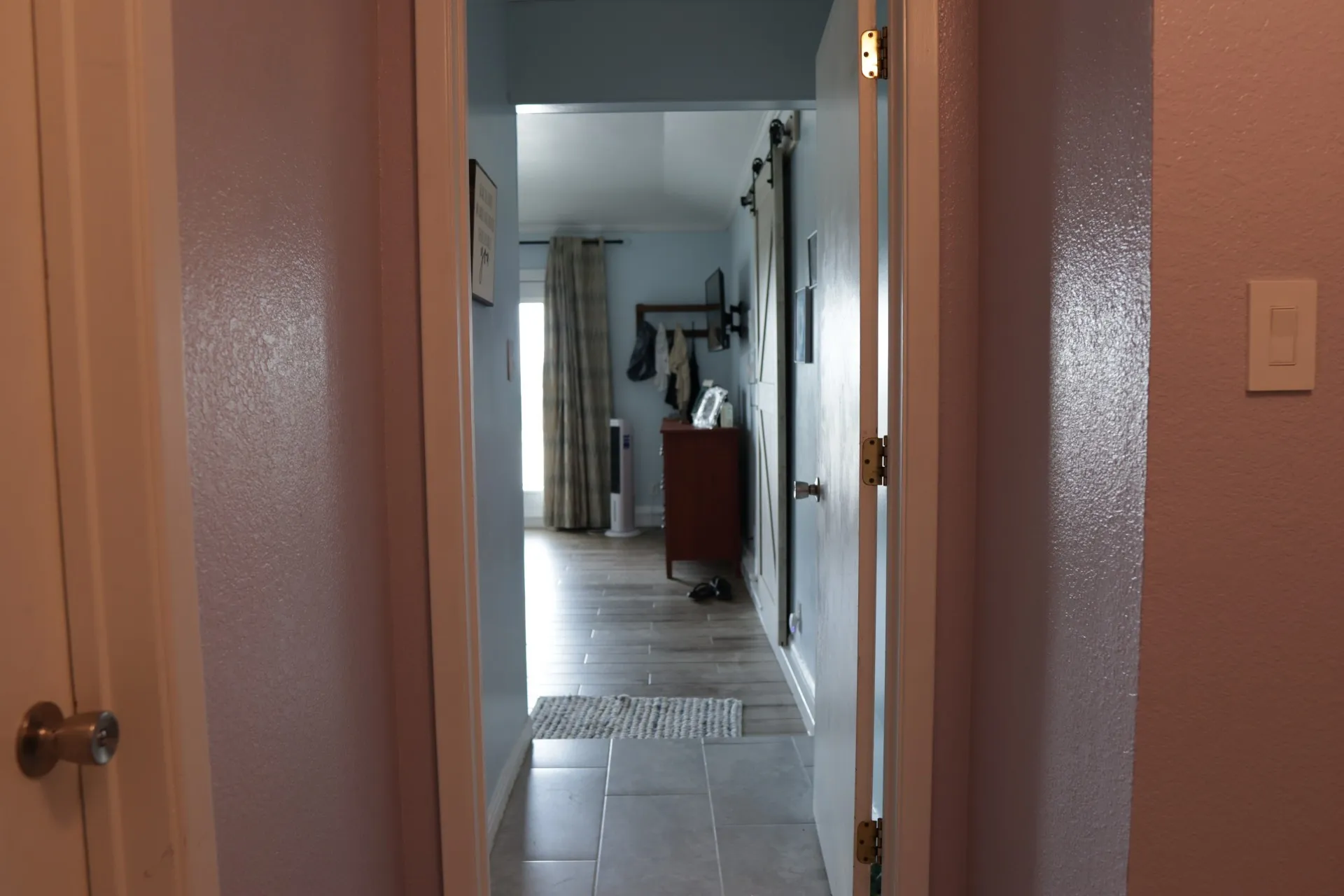 Single Family Residence For Sale in Palo Pinto County , 12 Cliff Drive, Mineral Wells, Texas 76067, 4 Bedroom, 2 Bathroom, 2 Garage spaces, 2,186 Sqft, built in 1974, mls#21318861, Real Estate Agent in Mineral Wells, Homes For Sale in Palo Pinto county, Homes For Sale in Mineral Wells, Realtor in Mineral Wells Texas, Real Estate Brokerage Independent Realty Texas, Luminita Cordes Realtor