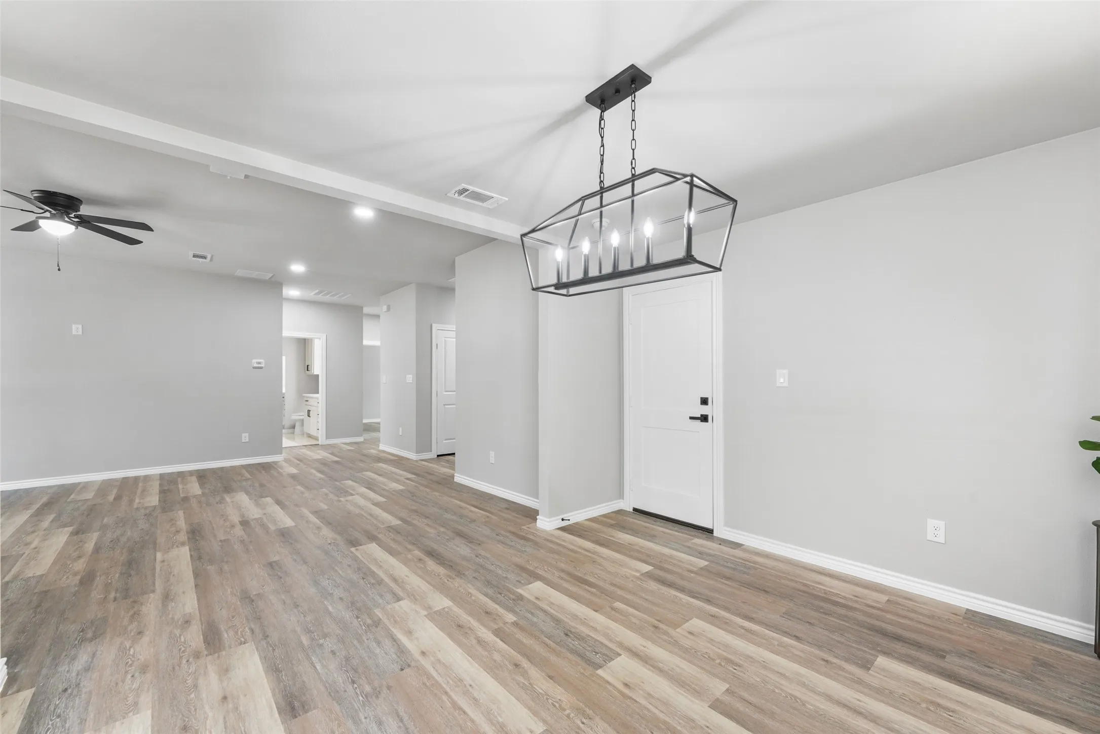 Single Family Residence For Sale in Henderson County , 134 Sierra Madre Street, Payne Springs, Texas 75156, 3 Bedroom, 2 Bathroom, 2 Garage spaces, 1,553 Sqft, built in 2026, mls#21315263, Real Estate Agent in Payne Springs, Homes For Sale in Henderson county, Homes For Sale in Payne Springs, Realtor in Payne Springs Texas, Real Estate Brokerage Independent Realty Texas, Luminita Cordes Realtor