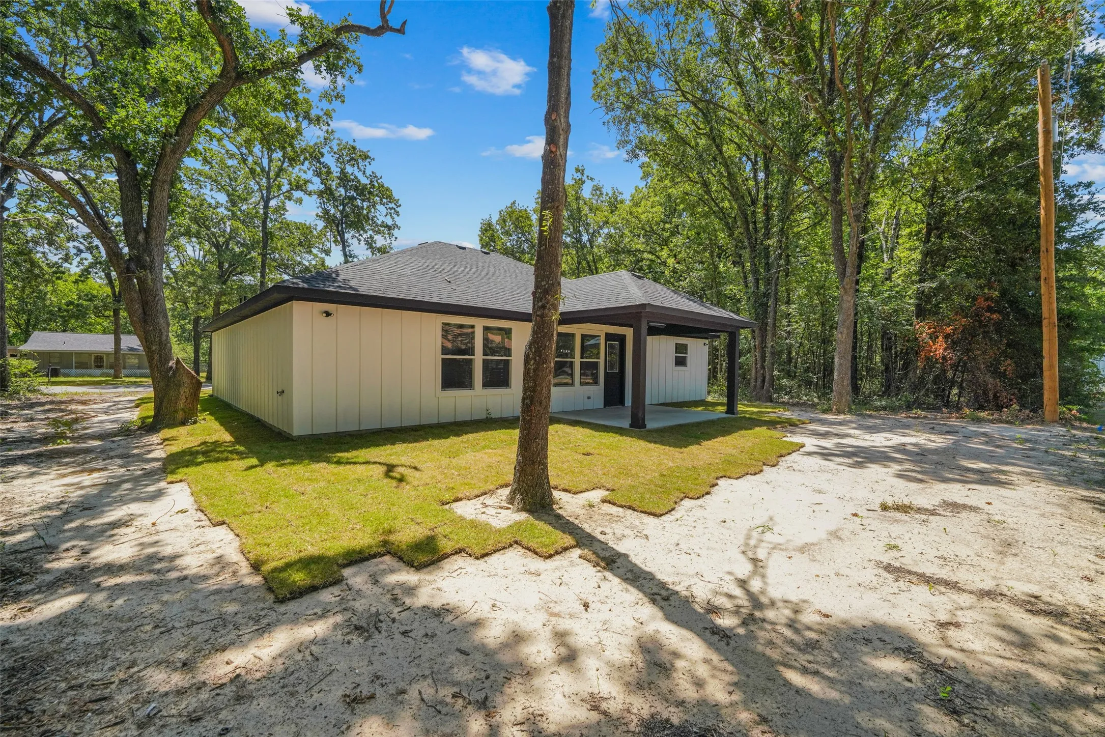 Single Family Residence For Sale in Henderson County , 134 Sierra Madre Street, Payne Springs, Texas 75156, 3 Bedroom, 2 Bathroom, 2 Garage spaces, 1,553 Sqft, built in 2026, mls#21315263, Real Estate Agent in Payne Springs, Homes For Sale in Henderson county, Homes For Sale in Payne Springs, Realtor in Payne Springs Texas, Real Estate Brokerage Independent Realty Texas, Luminita Cordes Realtor