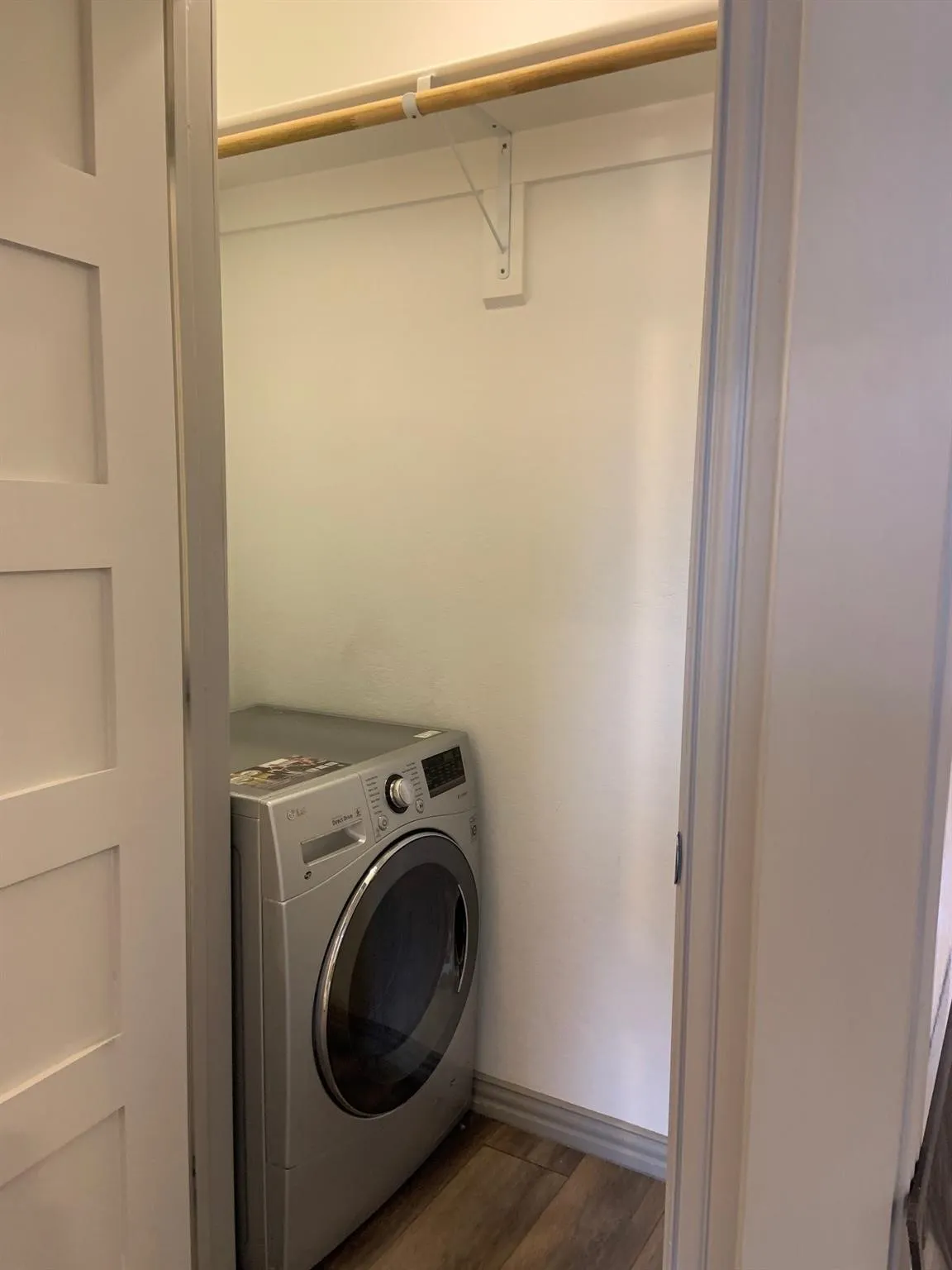 Apartment For Rent in Dallas County , 2800 Douglas Avenue 116, Dallas, Texas 75219, 0, 1 Bathroom, Garage spaces, 500 Sqft, built in 1972, Price $975, mls#21319586, Real Estate Agent in Dallas, Homes For Rent in Dallas county, Homes For Rent in Dallas, Realtor in Dallas Texas, Real Estate Brokerage Independent Realty Texas, Luminita Cordes Realtor