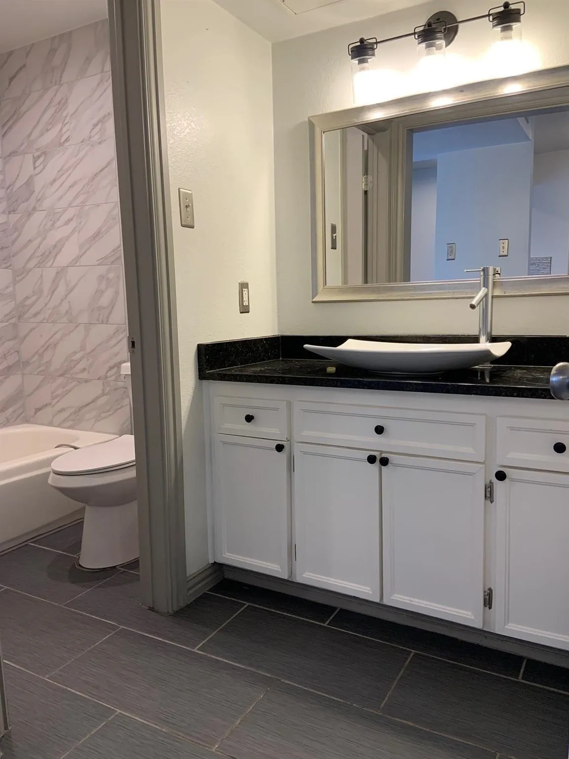 Apartment For Rent in Dallas County , 2800 Douglas Avenue 116, Dallas, Texas 75219, 0, 1 Bathroom, Garage spaces, 500 Sqft, built in 1972, Price $975, mls#21319586, Real Estate Agent in Dallas, Homes For Rent in Dallas county, Homes For Rent in Dallas, Realtor in Dallas Texas, Real Estate Brokerage Independent Realty Texas, Luminita Cordes Realtor