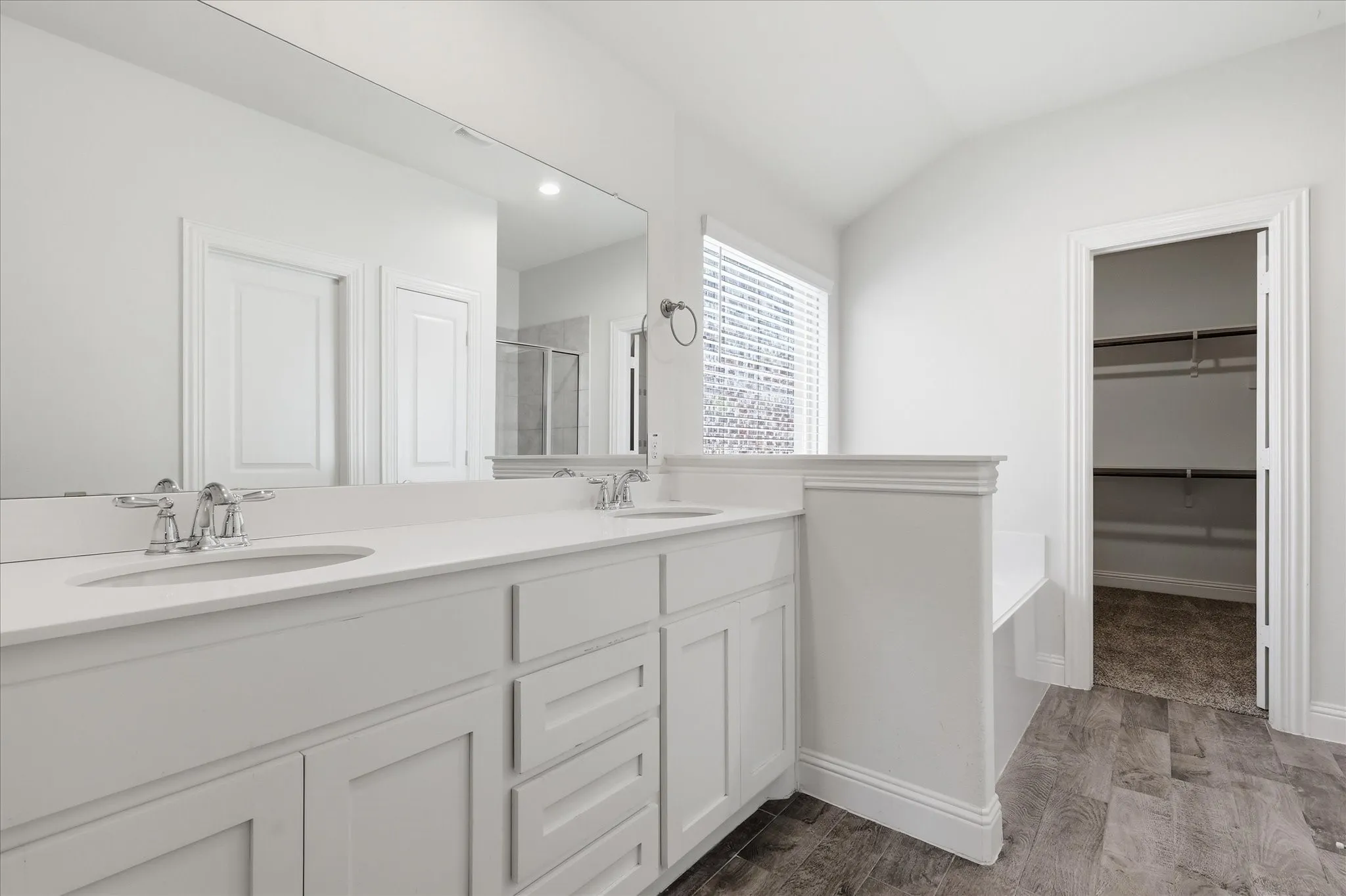 Single Family Residence For Sale in Denton County , 1416 Trailwood Terrace, Little Elm, Texas 76227, 3 Bedroom, 2 Bathroom, 2 Garage spaces, 1,882 Sqft, built in 2019, mls#21316861, Real Estate Agent in Little Elm, Homes For Sale in Denton county, Homes For Sale in Little Elm, Realtor in Little Elm Texas, Real Estate Brokerage Independent Realty Texas, Luminita Cordes Realtor