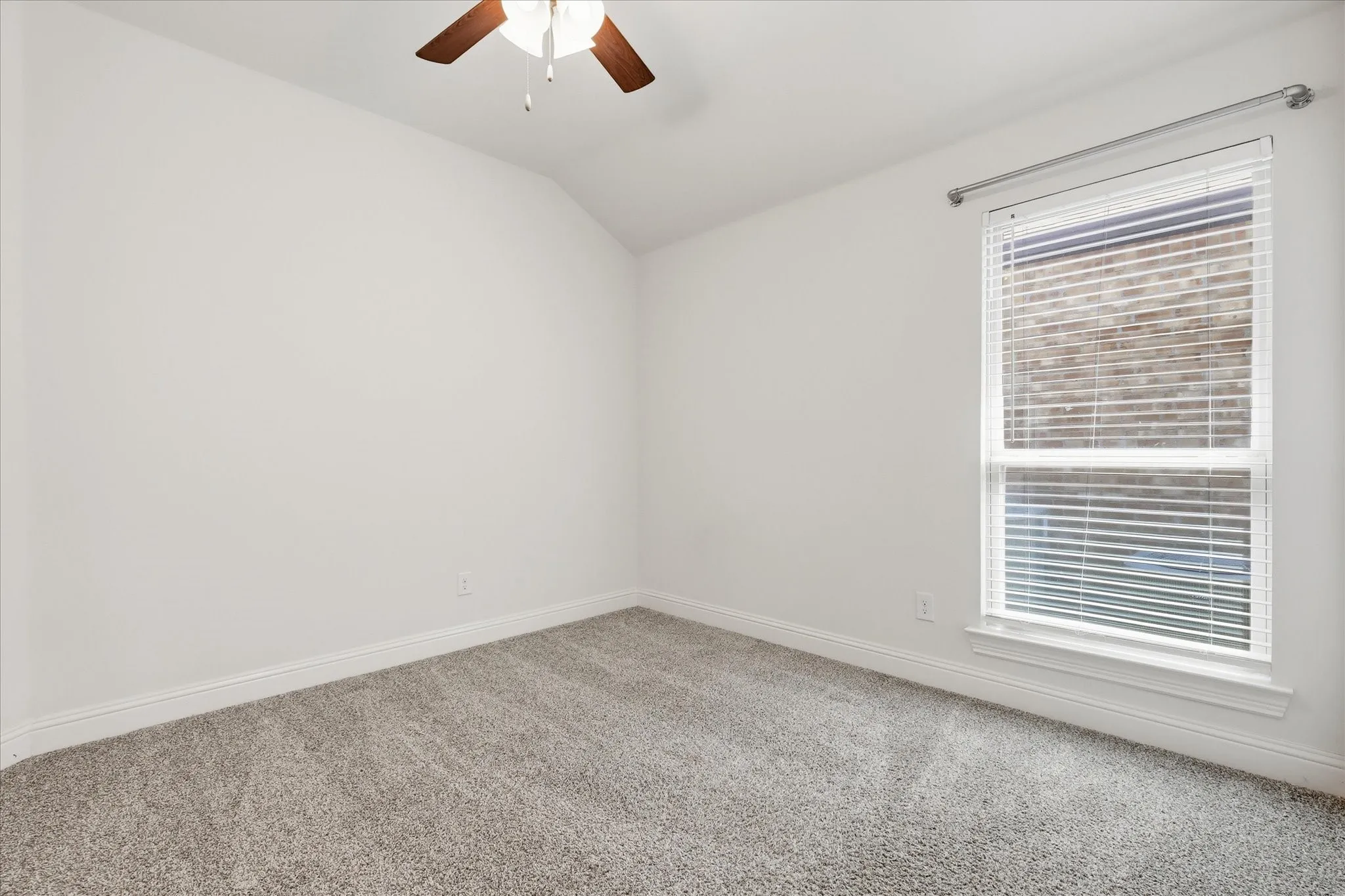 Single Family Residence For Sale in Denton County , 1416 Trailwood Terrace, Little Elm, Texas 76227, 3 Bedroom, 2 Bathroom, 2 Garage spaces, 1,882 Sqft, built in 2019, mls#21316861, Real Estate Agent in Little Elm, Homes For Sale in Denton county, Homes For Sale in Little Elm, Realtor in Little Elm Texas, Real Estate Brokerage Independent Realty Texas, Luminita Cordes Realtor