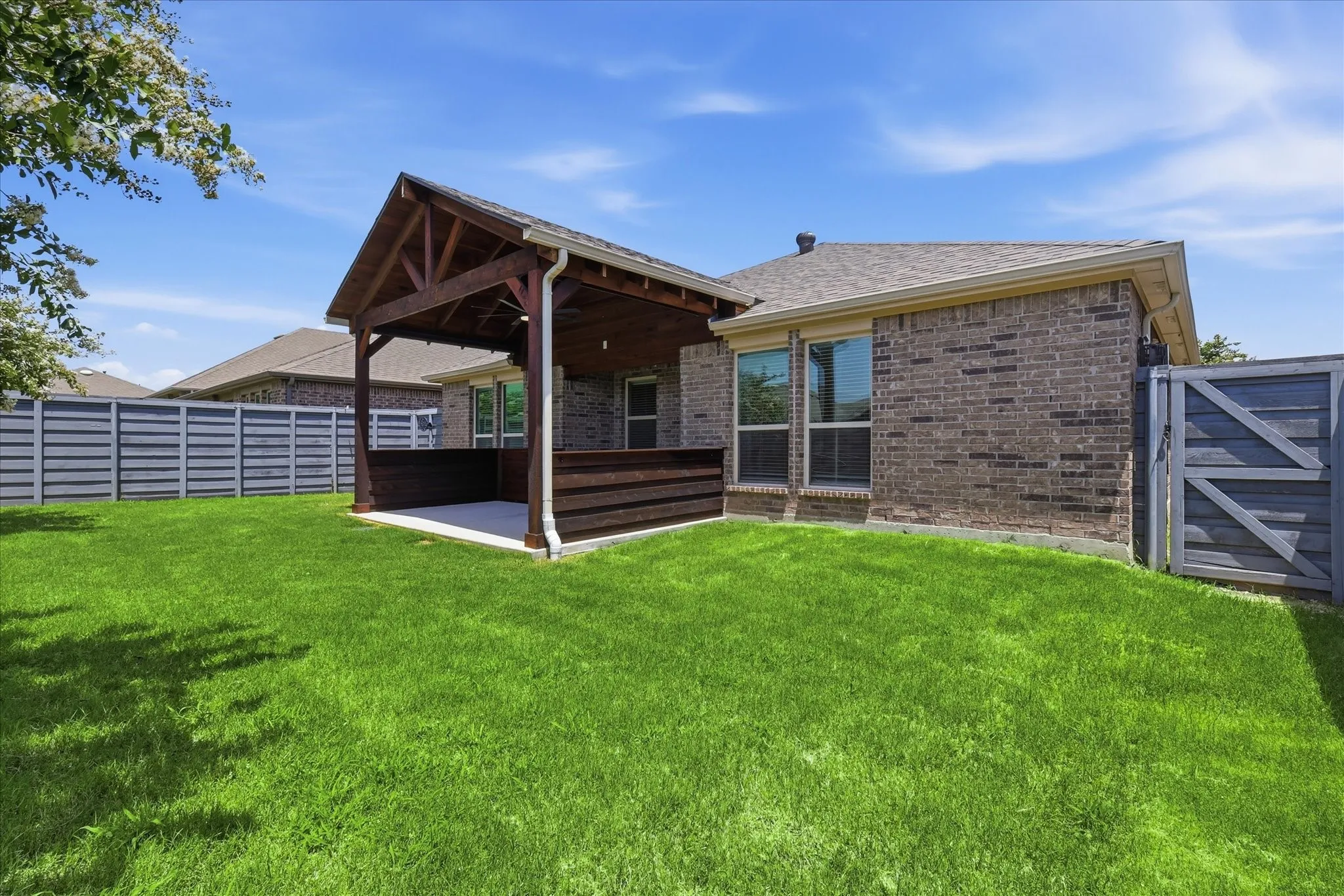 Single Family Residence For Sale in Denton County , 1416 Trailwood Terrace, Little Elm, Texas 76227, 3 Bedroom, 2 Bathroom, 2 Garage spaces, 1,882 Sqft, built in 2019, mls#21316861, Real Estate Agent in Little Elm, Homes For Sale in Denton county, Homes For Sale in Little Elm, Realtor in Little Elm Texas, Real Estate Brokerage Independent Realty Texas, Luminita Cordes Realtor