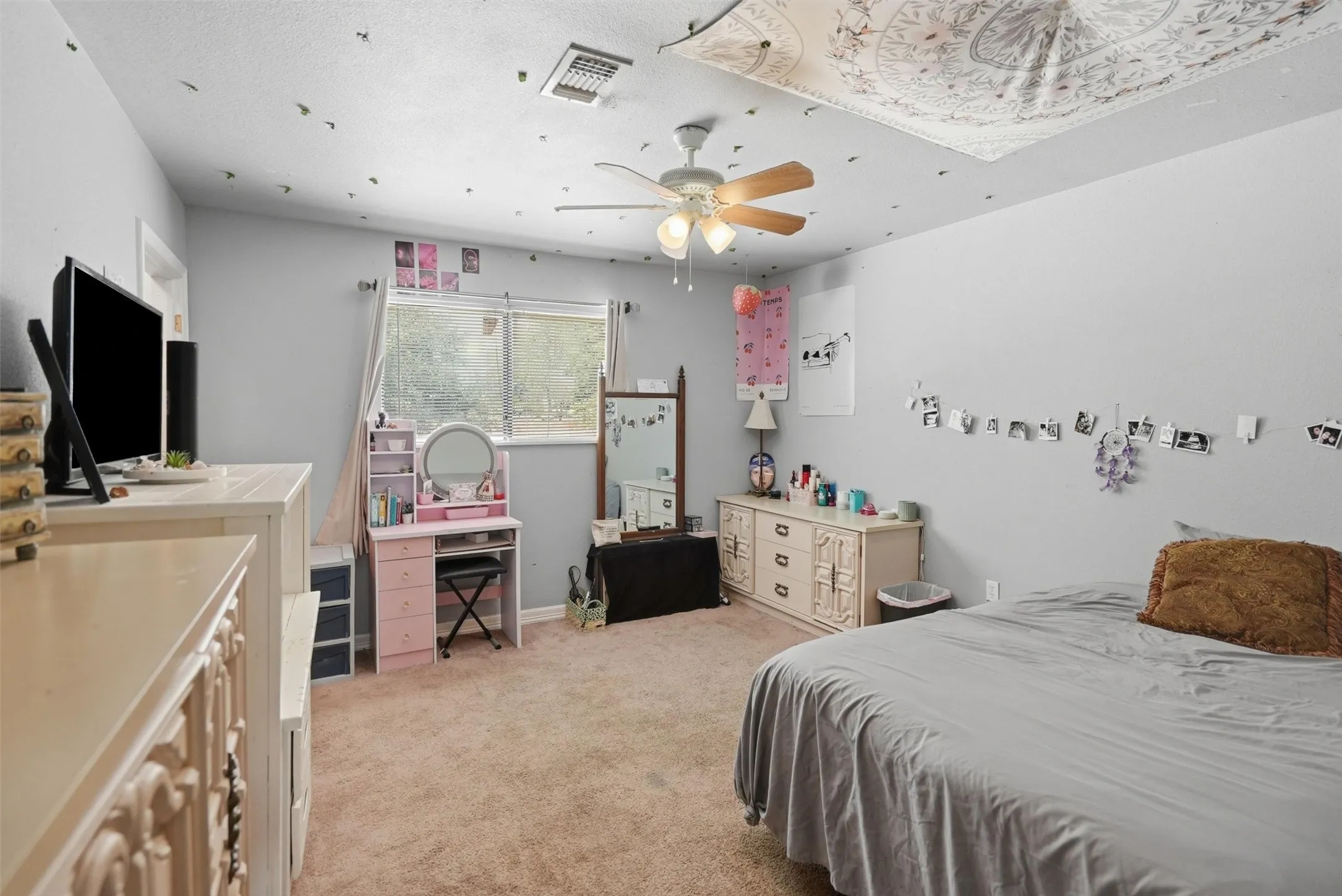 2nd floor bedroom 2