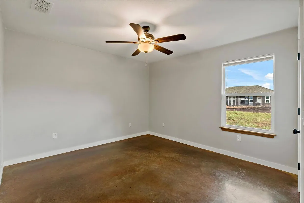 Single Family Residence For Sale in Lamar County , 23 PR 43794, Paris, Texas 75462, 3 Bedroom, 2 Bathroom, Garage spaces, 1,457 Sqft, built in 2024, mls#21319615, Real Estate Agent in Paris, Homes For Sale in Lamar county, Homes For Sale in Paris, Realtor in Paris Texas, Real Estate Brokerage Independent Realty Texas, Luminita Cordes Realtor