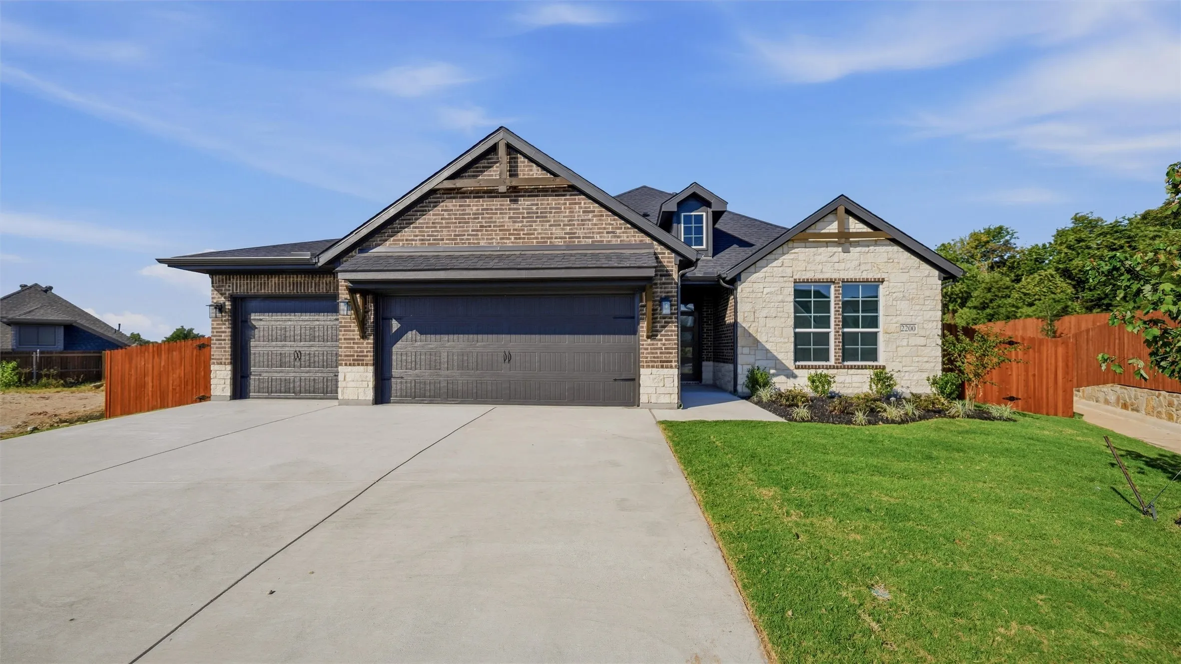 Single Family Residence For Sale in Parker County , 2200 Castle Rock Lane, Weatherford, Texas 76087, 3 Bedroom, 2 Bathroom, 3 Garage spaces, 1,860 Sqft, built in 2026, mls#21319611, Real Estate Agent in Weatherford, Homes For Sale in Parker county, Homes For Sale in Weatherford, Realtor in Weatherford Texas, Real Estate Brokerage Independent Realty Texas, Luminita Cordes Realtor