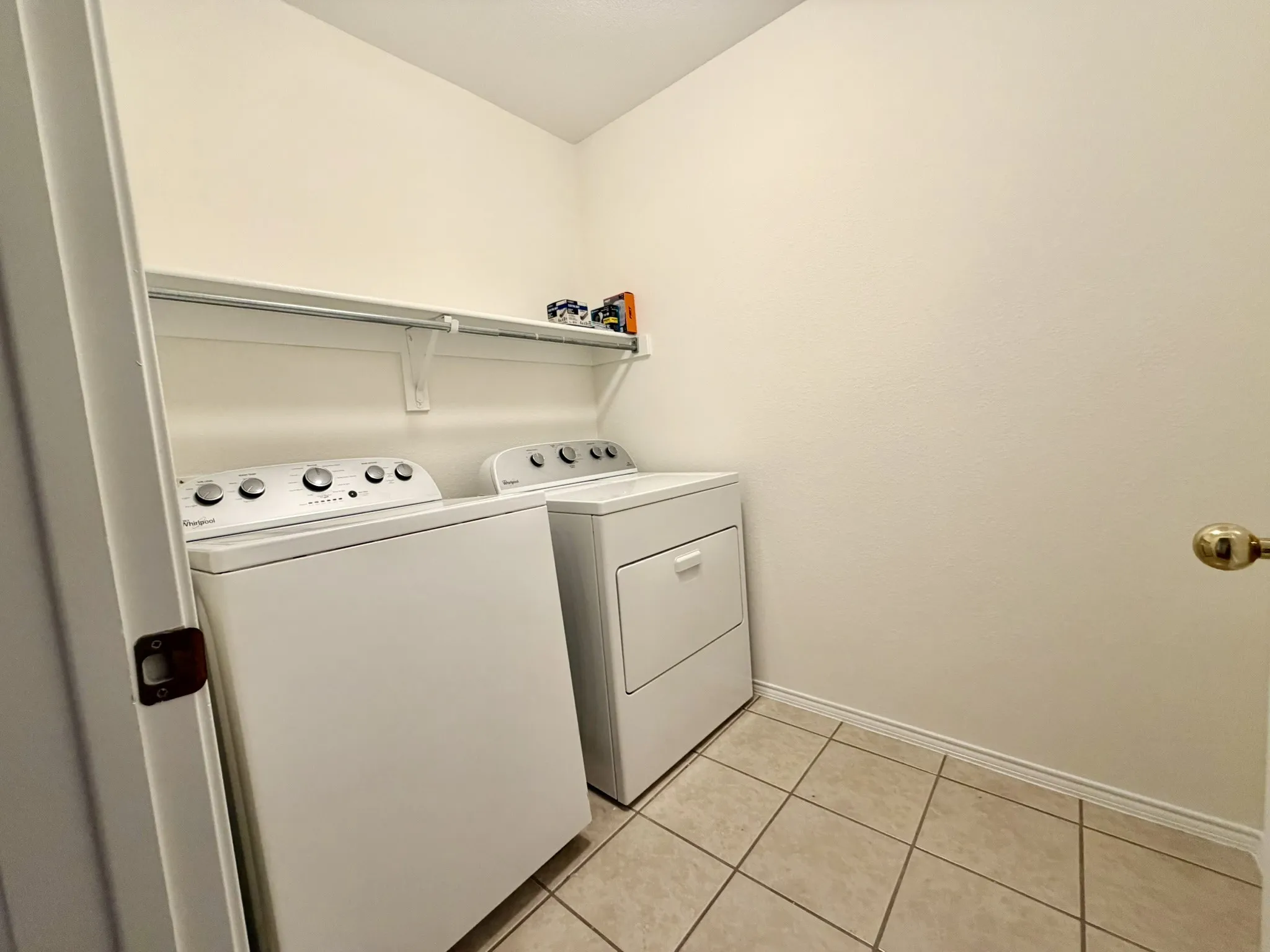 Single Family Residence For Rent in Dallas County , 516 Hawken Drive, Coppell, Texas 75019, 3 Bedroom, 3 Bathroom, 2 Garage spaces, 2,341 Sqft, built in 2001, mls#21319541, Real Estate Agent in Coppell, Homes For Rent in Dallas county, Homes For Rent in Coppell, Realtor in Coppell Texas, Real Estate Brokerage Independent Realty Texas, Luminita Cordes Realtor