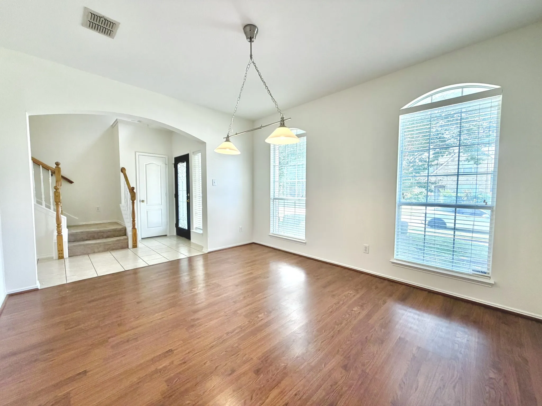 Single Family Residence For Rent in Dallas County , 516 Hawken Drive, Coppell, Texas 75019, 3 Bedroom, 3 Bathroom, 2 Garage spaces, 2,341 Sqft, built in 2001, mls#21319541, Real Estate Agent in Coppell, Homes For Rent in Dallas county, Homes For Rent in Coppell, Realtor in Coppell Texas, Real Estate Brokerage Independent Realty Texas, Luminita Cordes Realtor