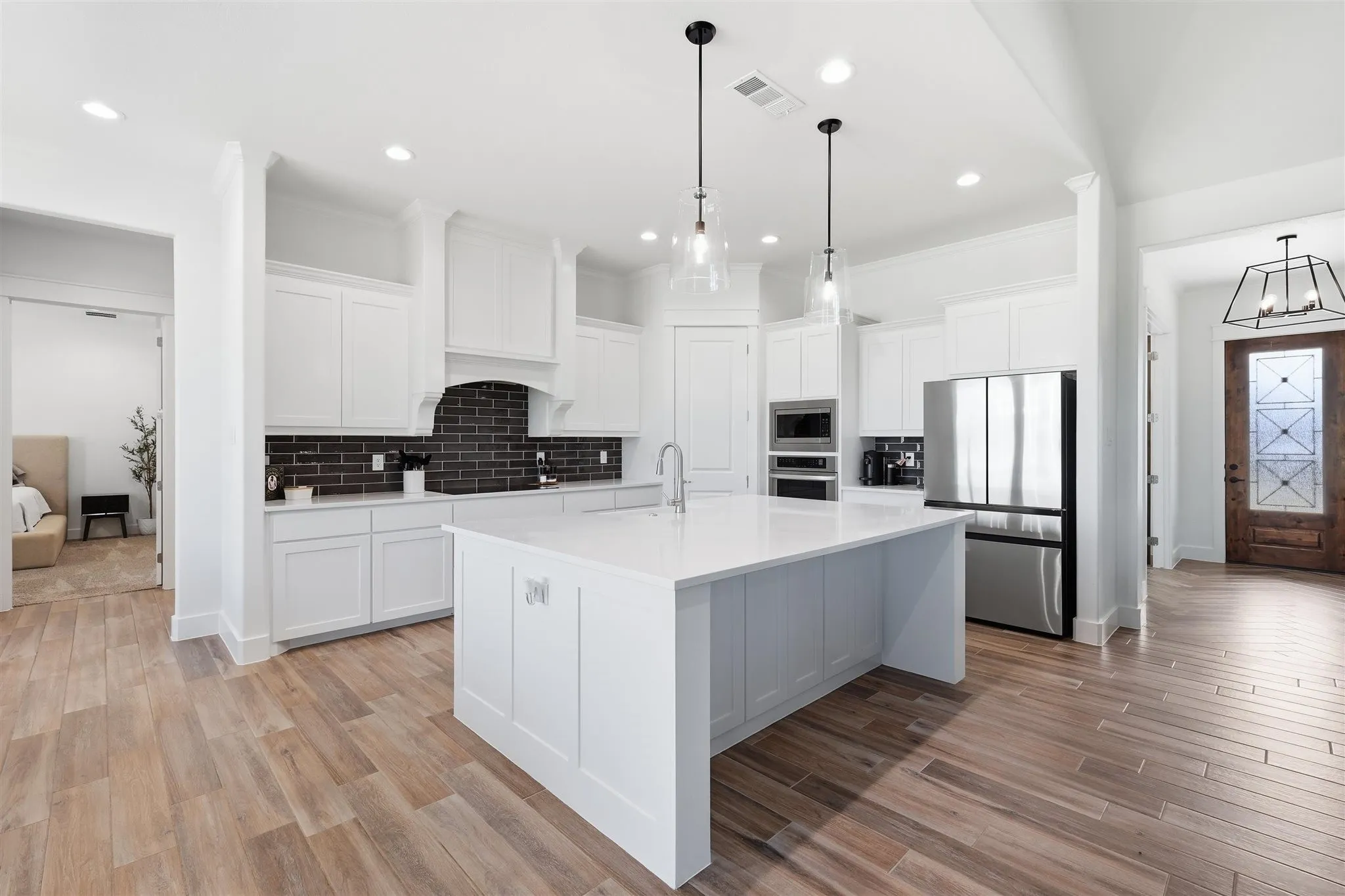 Single Family Residence For Sale in Parker County , 901 Medaris Way, Azle, Texas 76020, 3 Bedroom, 3 Bathroom, 3 Garage spaces, 2,444 Sqft, built in 2023, mls#21319290, Real Estate Agent in Azle, Homes For Sale in Parker county, Homes For Sale in Azle, Realtor in Azle Texas, Real Estate Brokerage Independent Realty Texas, Luminita Cordes Realtor