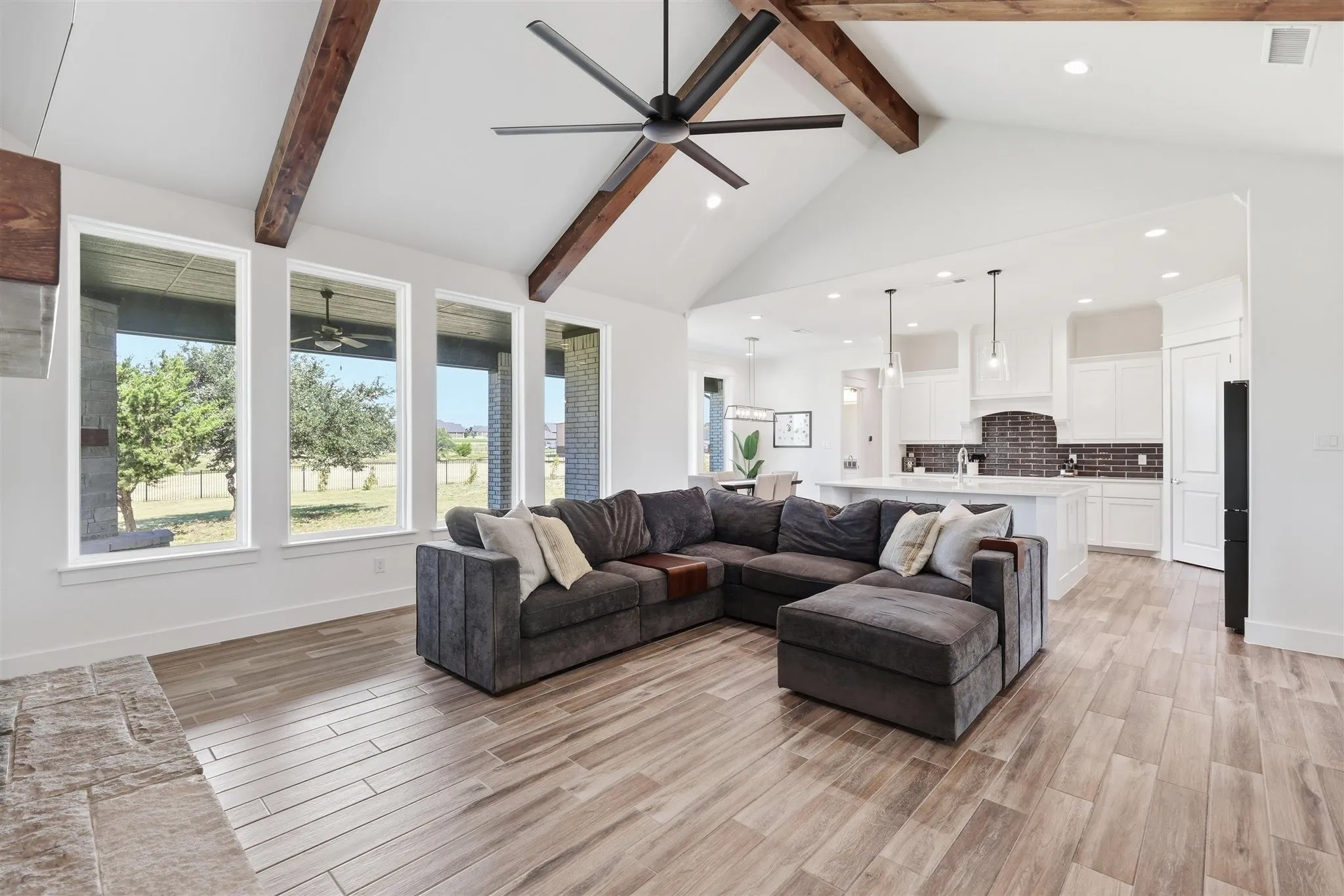 Single Family Residence For Sale in Parker County , 901 Medaris Way, Azle, Texas 76020, 3 Bedroom, 3 Bathroom, 3 Garage spaces, 2,444 Sqft, built in 2023, mls#21319290, Real Estate Agent in Azle, Homes For Sale in Parker county, Homes For Sale in Azle, Realtor in Azle Texas, Real Estate Brokerage Independent Realty Texas, Luminita Cordes Realtor