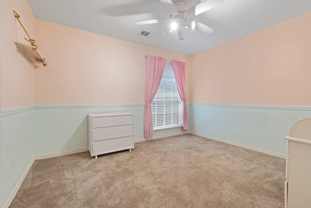Single Family Residence For Sale in Denton County , 3405 Emerald Cove Drive, Flower Mound, Texas 75022, 4 Bedroom, 3 Bathroom, 2 Garage spaces, 3,073 Sqft, built in 1997, mls#21319248, Real Estate Agent in Flower Mound, Homes For Sale in Denton county, Homes For Sale in Flower Mound, Realtor in Flower Mound Texas, Real Estate Brokerage Independent Realty Texas, Luminita Cordes Realtor