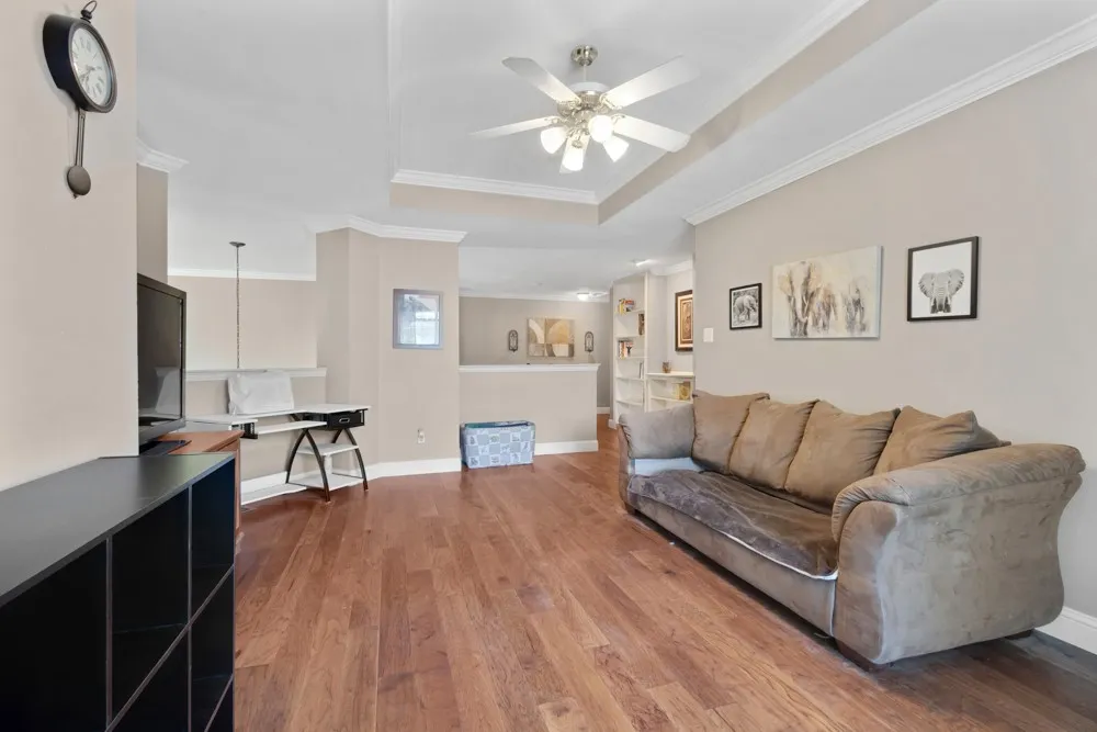 Single Family Residence For Sale in Denton County , 3405 Emerald Cove Drive, Flower Mound, Texas 75022, 4 Bedroom, 3 Bathroom, 2 Garage spaces, 3,073 Sqft, built in 1997, mls#21319248, Real Estate Agent in Flower Mound, Homes For Sale in Denton county, Homes For Sale in Flower Mound, Realtor in Flower Mound Texas, Real Estate Brokerage Independent Realty Texas, Luminita Cordes Realtor