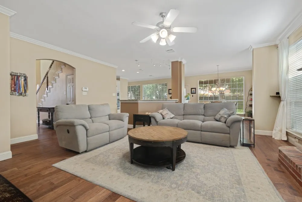Single Family Residence For Sale in Denton County , 3405 Emerald Cove Drive, Flower Mound, Texas 75022, 4 Bedroom, 3 Bathroom, 2 Garage spaces, 3,073 Sqft, built in 1997, mls#21319248, Real Estate Agent in Flower Mound, Homes For Sale in Denton county, Homes For Sale in Flower Mound, Realtor in Flower Mound Texas, Real Estate Brokerage Independent Realty Texas, Luminita Cordes Realtor