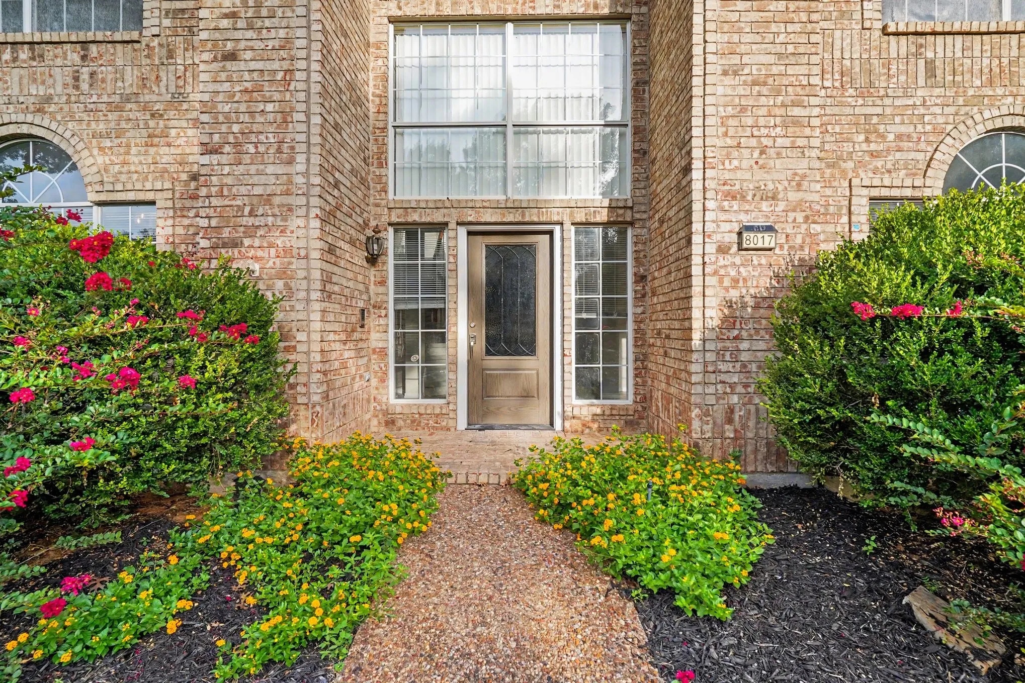 Single Family Residence For Sale in Tarrant County , 8017 Arlie Lane, North Richland Hills, Texas 76182, 4 Bedroom, 4 Bathroom, 2 Garage spaces, 3,674 Sqft, built in 1991, mls#21318922, Real Estate Agent in North Richland Hills, Homes For Sale in Tarrant county, Homes For Sale in North Richland Hills, Realtor in North Richland Hills Texas, Real Estate Brokerage Independent Realty Texas, Luminita Cordes Realtor