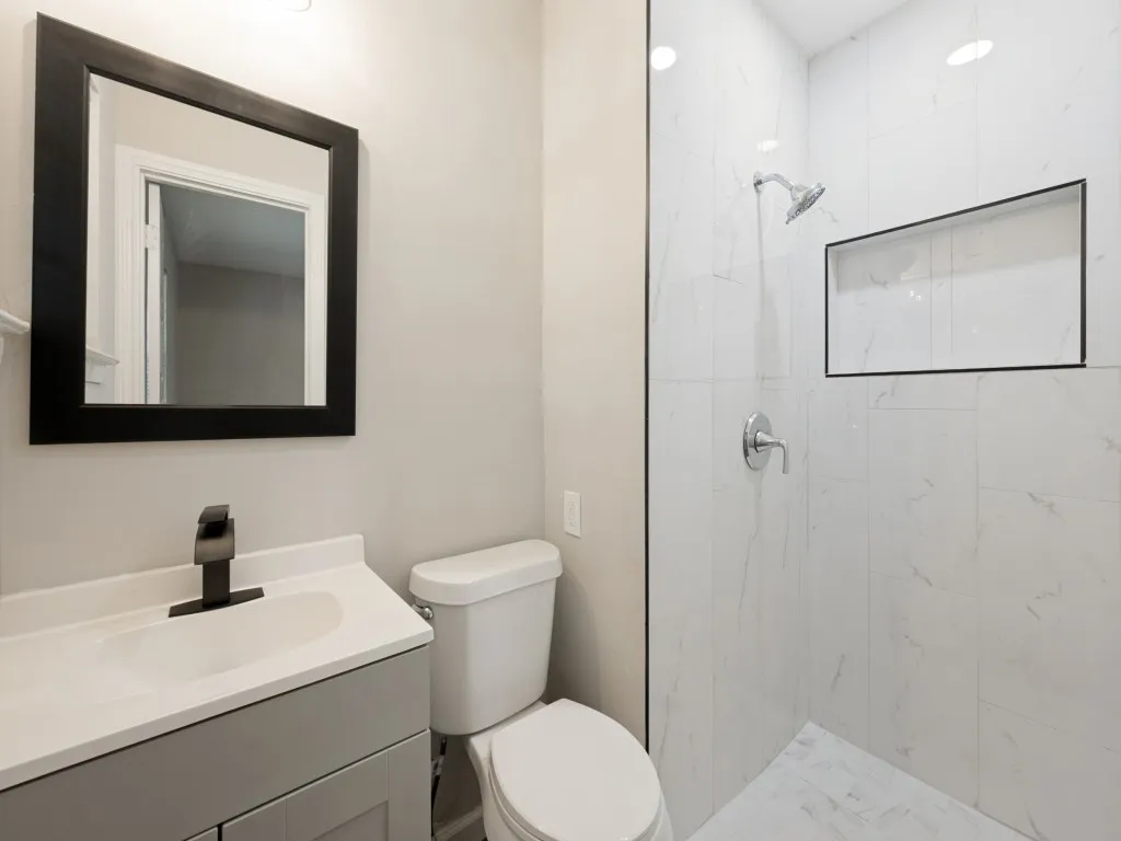 Single Family Residence For Sale in Dallas County , 2915 Hollandale Lane, Farmers Branch, Texas 75234, 4 Bedroom, 2 Bathroom, Garage spaces, 1,555 Sqft, built in 1960, mls#21319641, Real Estate Agent in Farmers Branch, Homes For Sale in Dallas county, Homes For Sale in Farmers Branch, Realtor in Farmers Branch Texas, Real Estate Brokerage Independent Realty Texas, Luminita Cordes Realtor