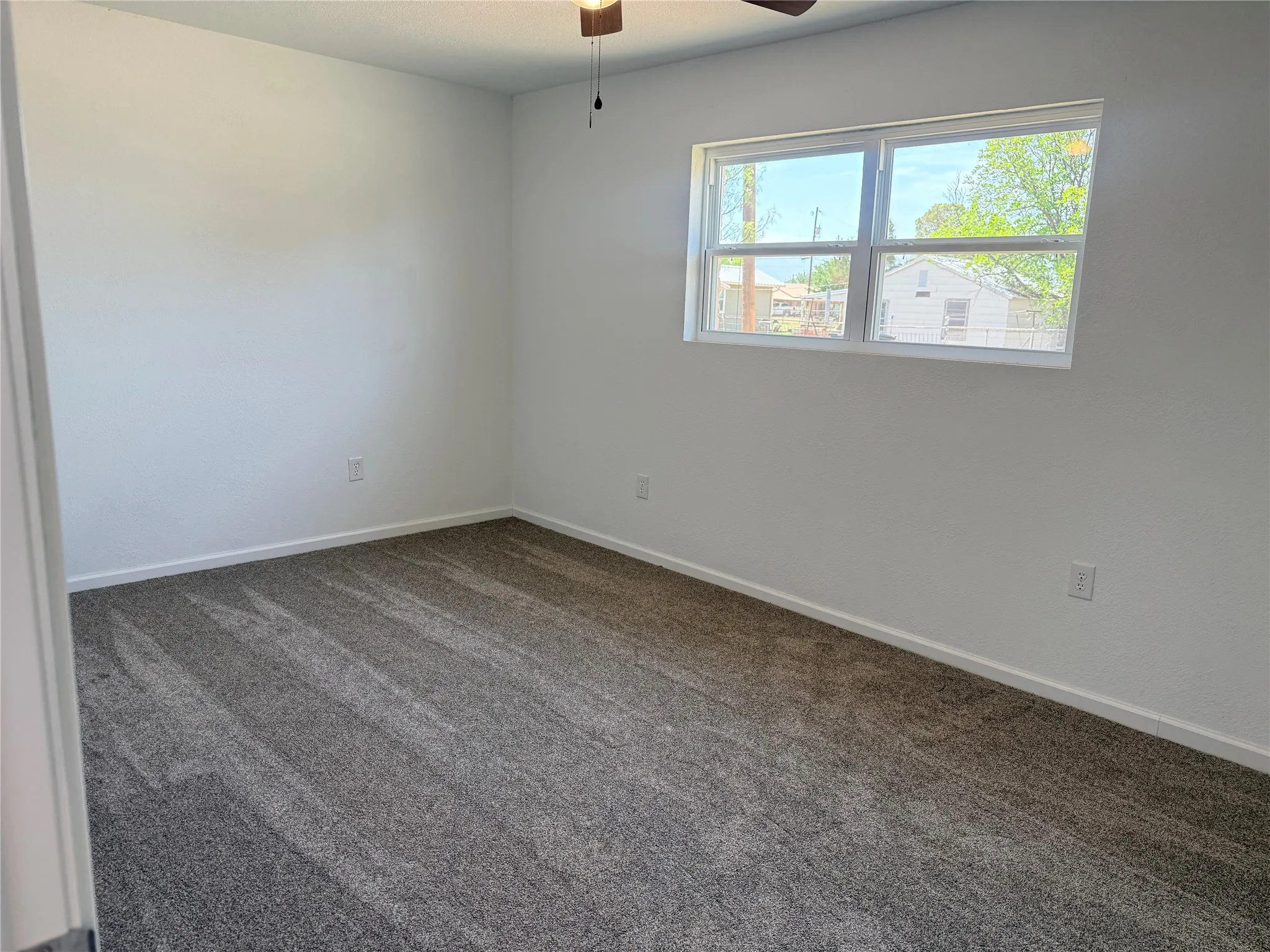 Single Family Residence For Sale in Stonewall County , 424 W Santa Fe Avenue, Aspermont, Texas 79502, 3 Bedroom, 2 Bathroom, Garage spaces, 1,760 Sqft, built in 1950, mls#21319575, Real Estate Agent in Aspermont, Homes For Sale in Stonewall county, Homes For Sale in Aspermont, Realtor in Aspermont Texas, Real Estate Brokerage Independent Realty Texas, Luminita Cordes Realtor
