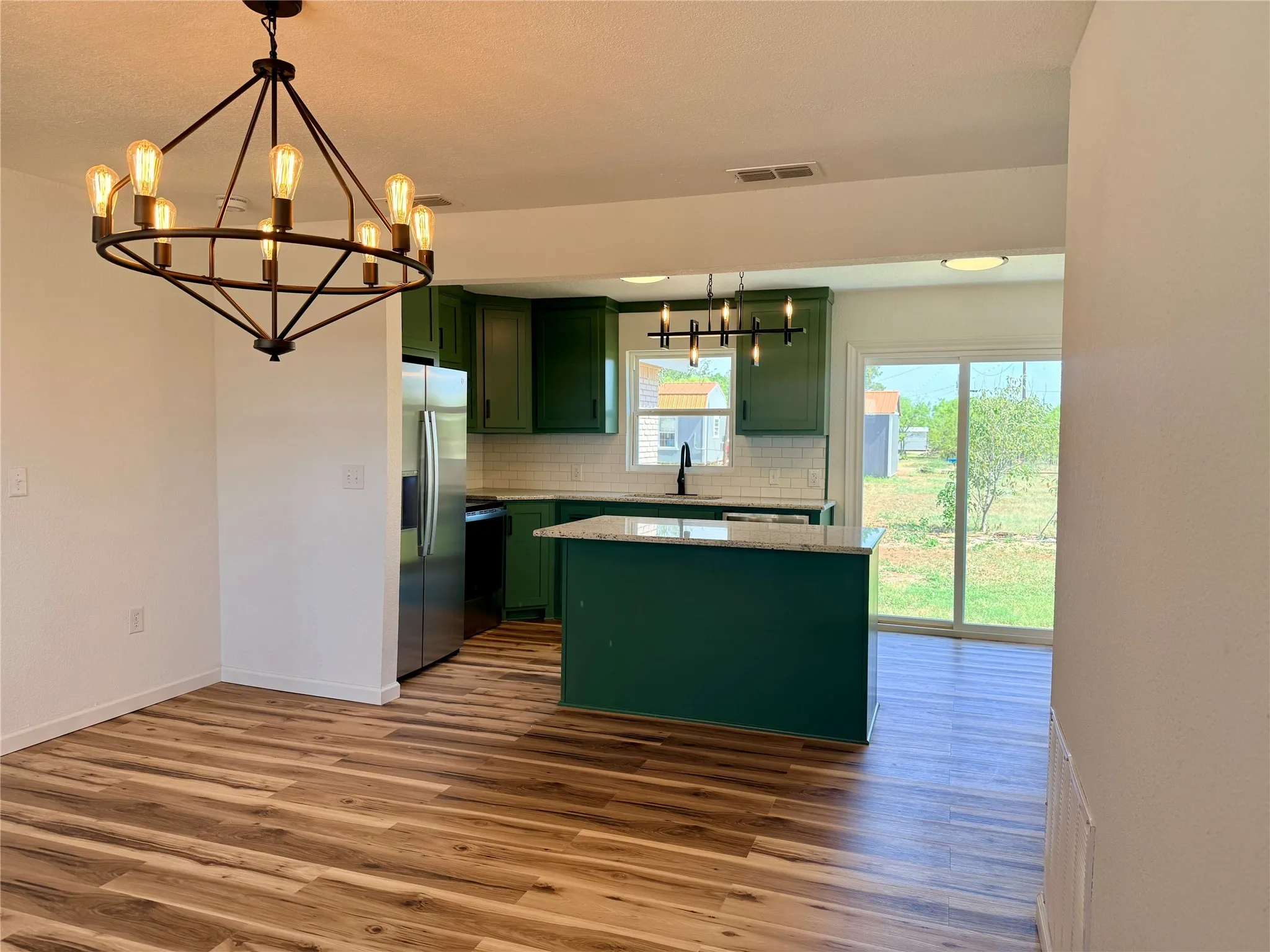 Single Family Residence For Sale in Stonewall County , 424 W Santa Fe Avenue, Aspermont, Texas 79502, 3 Bedroom, 2 Bathroom, Garage spaces, 1,760 Sqft, built in 1950, mls#21319575, Real Estate Agent in Aspermont, Homes For Sale in Stonewall county, Homes For Sale in Aspermont, Realtor in Aspermont Texas, Real Estate Brokerage Independent Realty Texas, Luminita Cordes Realtor