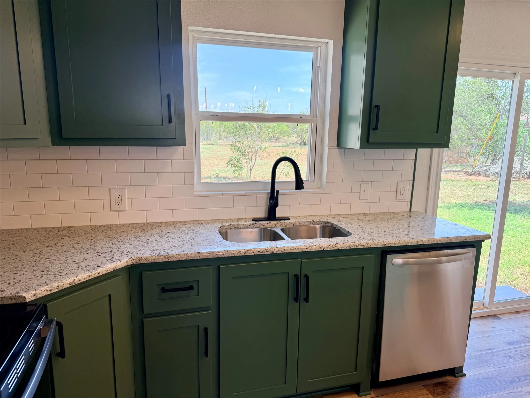 Single Family Residence For Sale in Stonewall County , 424 W Santa Fe Avenue, Aspermont, Texas 79502, 3 Bedroom, 2 Bathroom, Garage spaces, 1,760 Sqft, built in 1950, mls#21319575, Real Estate Agent in Aspermont, Homes For Sale in Stonewall county, Homes For Sale in Aspermont, Realtor in Aspermont Texas, Real Estate Brokerage Independent Realty Texas, Luminita Cordes Realtor
