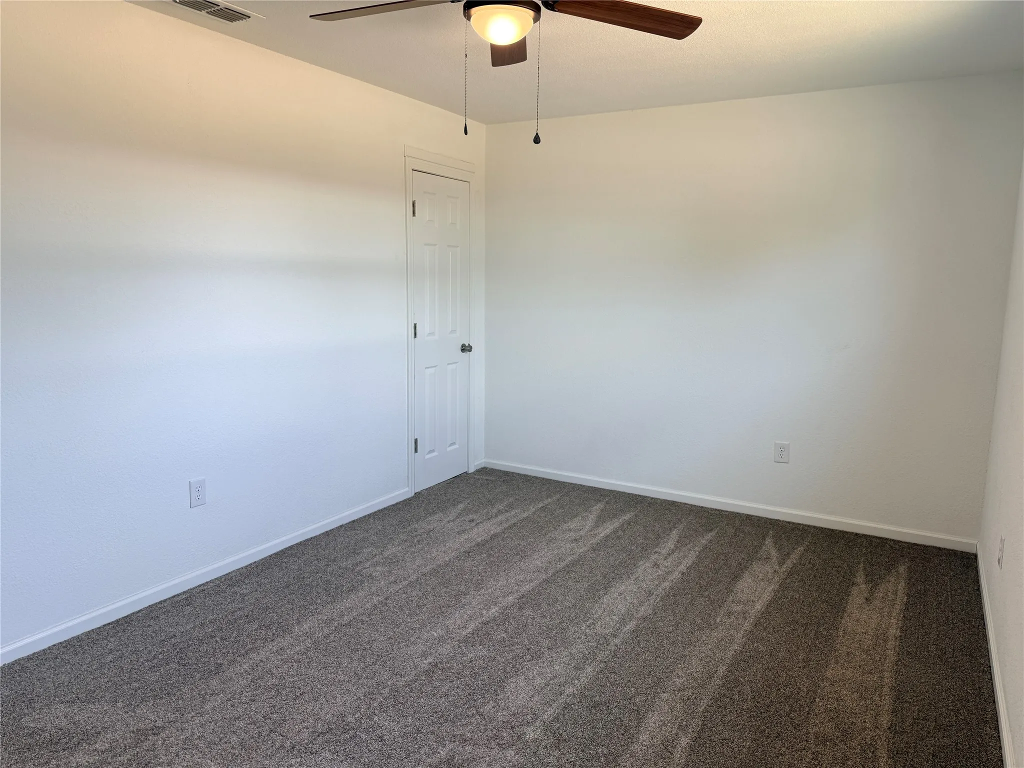 Single Family Residence For Sale in Stonewall County , 424 W Santa Fe Avenue, Aspermont, Texas 79502, 3 Bedroom, 2 Bathroom, Garage spaces, 1,760 Sqft, built in 1950, mls#21319575, Real Estate Agent in Aspermont, Homes For Sale in Stonewall county, Homes For Sale in Aspermont, Realtor in Aspermont Texas, Real Estate Brokerage Independent Realty Texas, Luminita Cordes Realtor