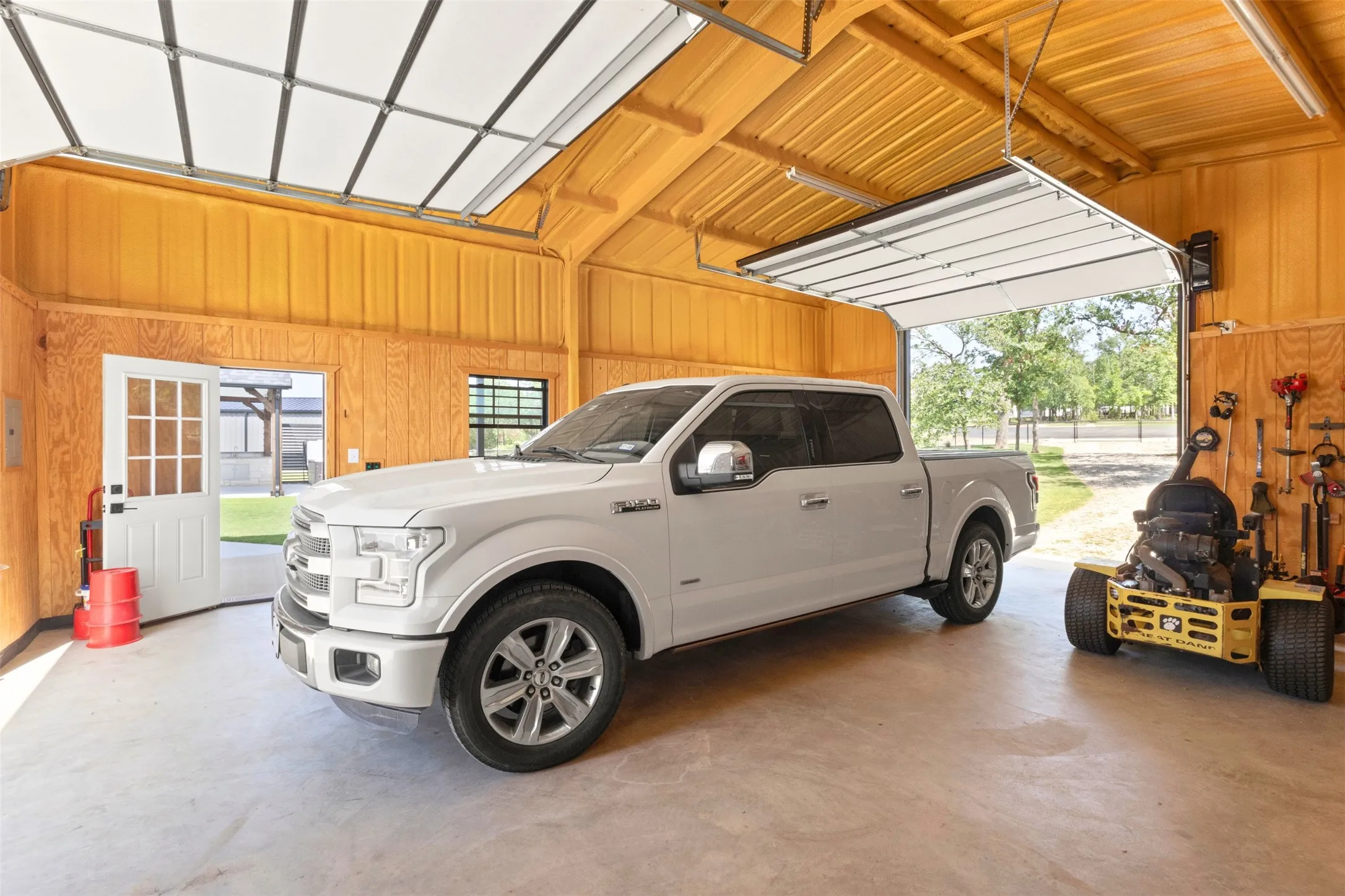 Single Family Residence For Sale in Parker County , 628 Winkler Way, Springtown, Texas 76082, 3 Bedroom, 3 Bathroom, 3 Garage spaces, 2,332 Sqft, built in 2022, mls#21318115, Real Estate Agent in Springtown, Homes For Sale in Parker county, Homes For Sale in Springtown, Realtor in Springtown Texas, Real Estate Brokerage Independent Realty Texas, Luminita Cordes Realtor