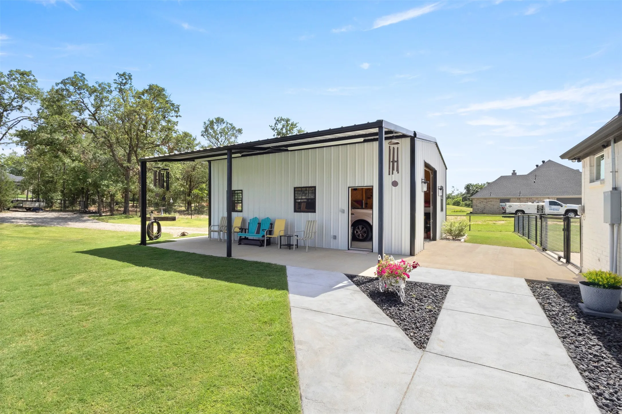 Single Family Residence For Sale in Parker County , 628 Winkler Way, Springtown, Texas 76082, 3 Bedroom, 3 Bathroom, 3 Garage spaces, 2,332 Sqft, built in 2022, mls#21318115, Real Estate Agent in Springtown, Homes For Sale in Parker county, Homes For Sale in Springtown, Realtor in Springtown Texas, Real Estate Brokerage Independent Realty Texas, Luminita Cordes Realtor