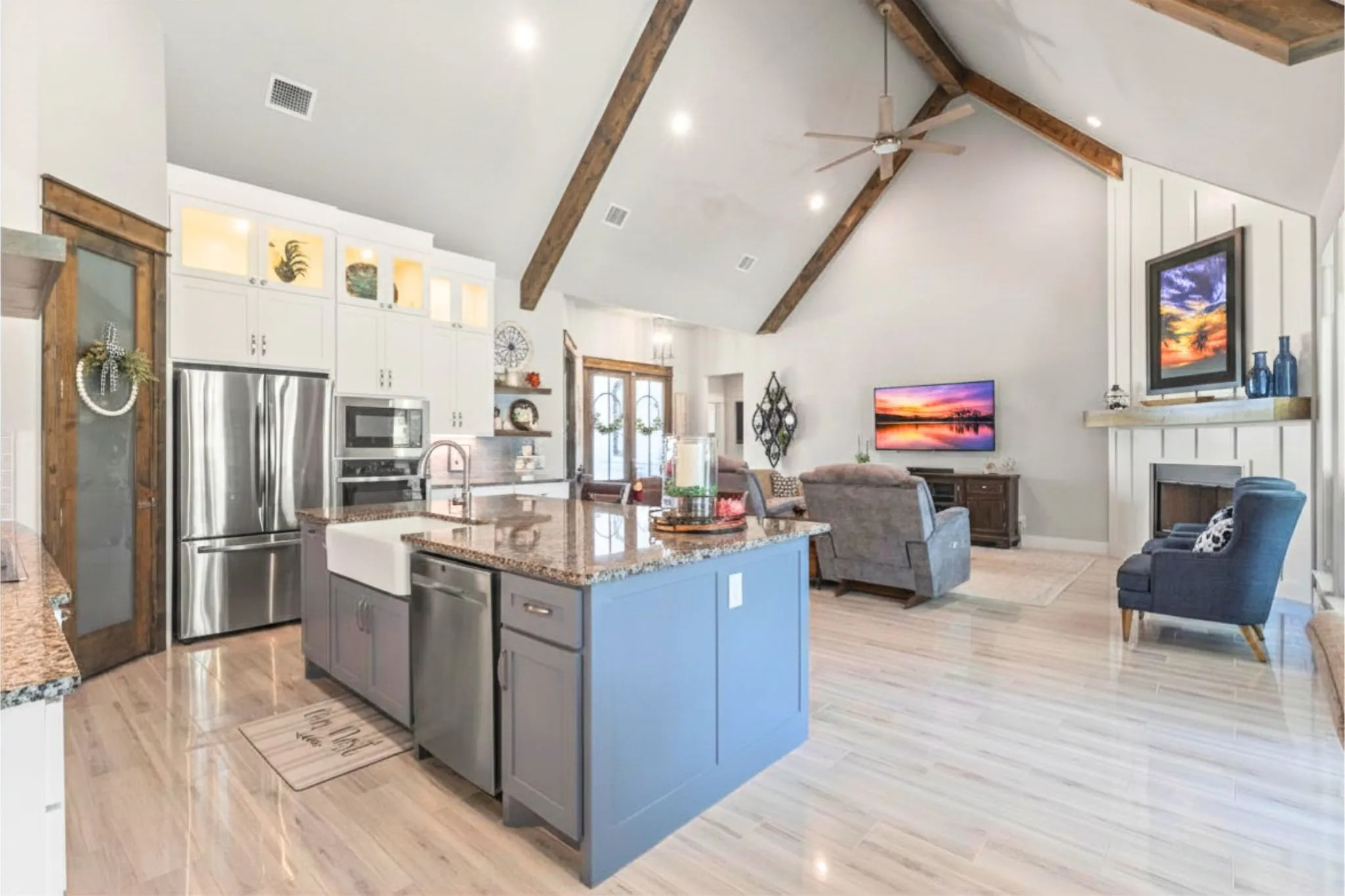 Single Family Residence For Sale in Parker County , 628 Winkler Way, Springtown, Texas 76082, 3 Bedroom, 3 Bathroom, 3 Garage spaces, 2,332 Sqft, built in 2022, mls#21318115, Real Estate Agent in Springtown, Homes For Sale in Parker county, Homes For Sale in Springtown, Realtor in Springtown Texas, Real Estate Brokerage Independent Realty Texas, Luminita Cordes Realtor